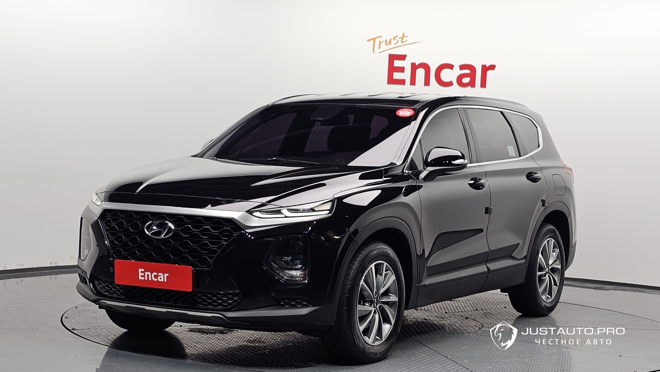 Автомобиль Hyundai Santafe