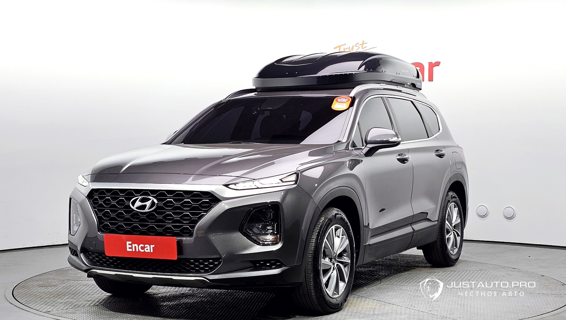 Автомобиль Hyundai Santafe