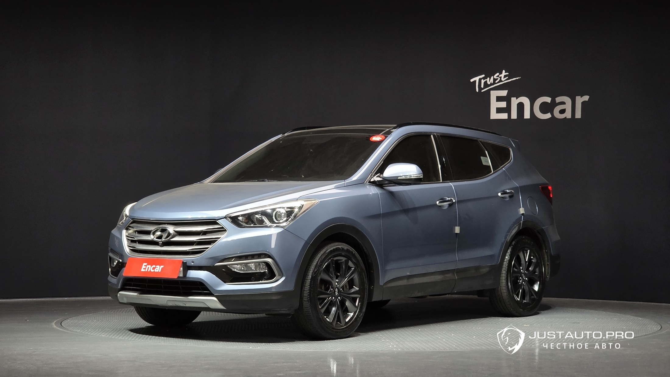 Автомобиль Hyundai Santafe
