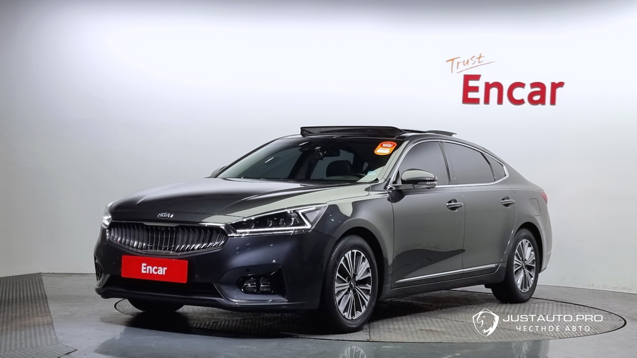 Автомобиль Kia K7