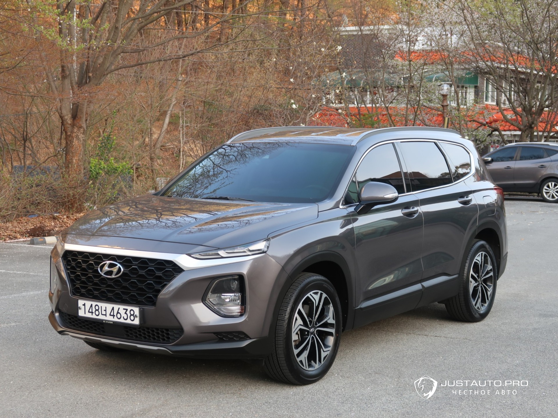 Автомобиль Hyundai Santafe