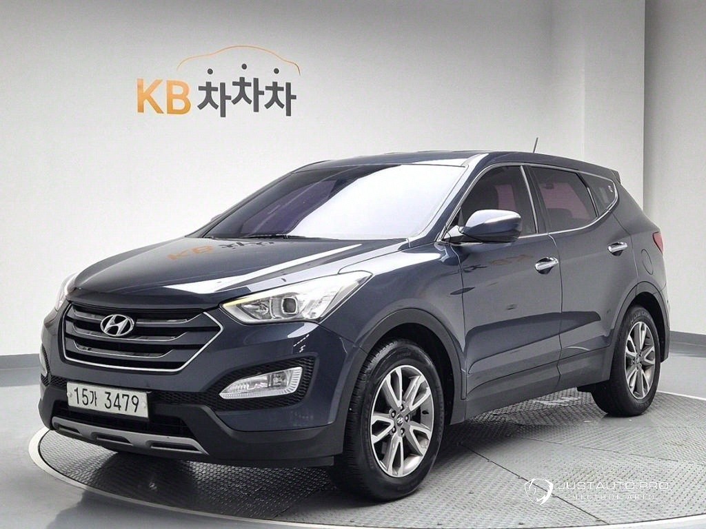 Автомобиль Hyundai Santafe