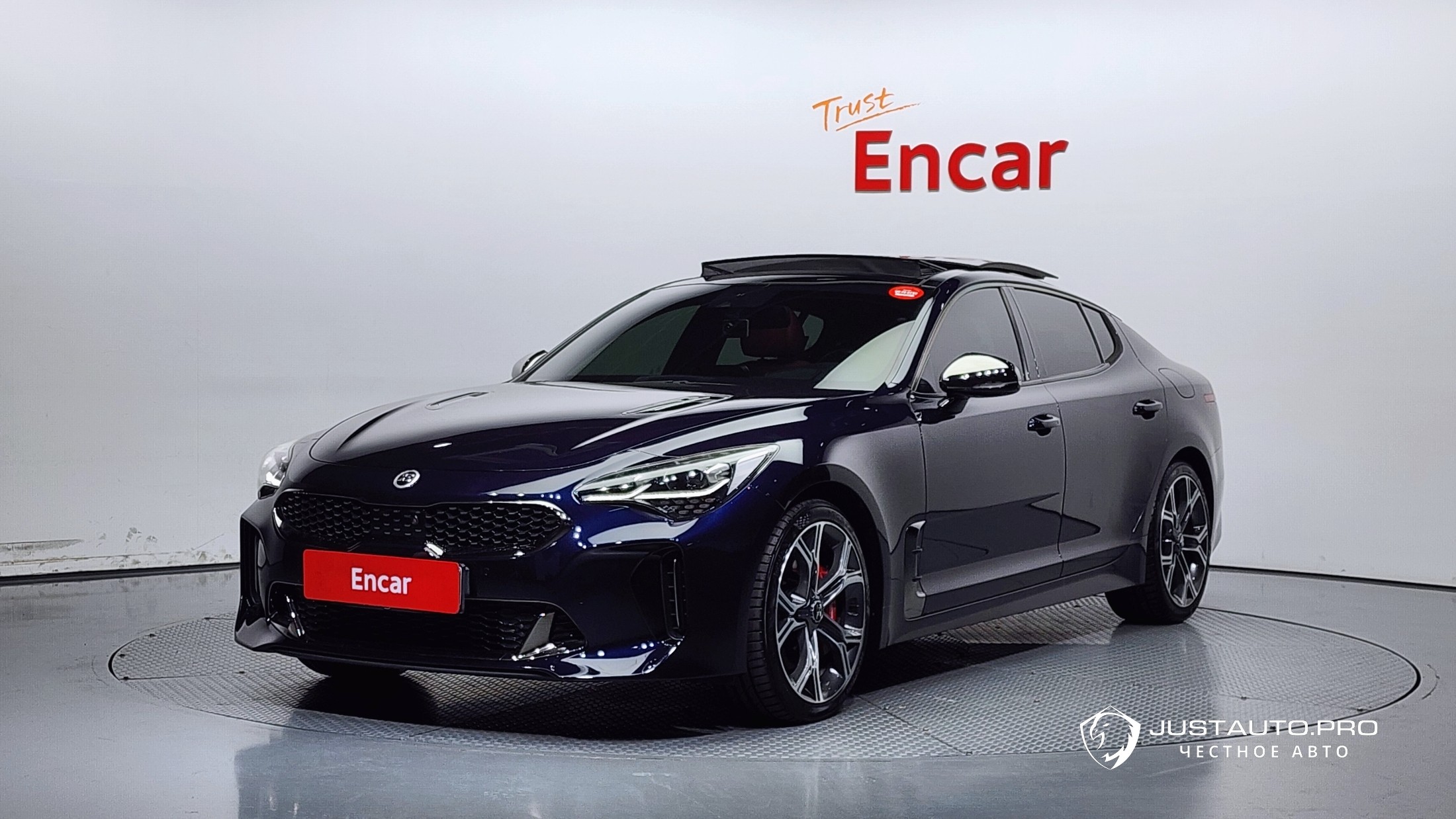 Автомобиль Kia Stinger