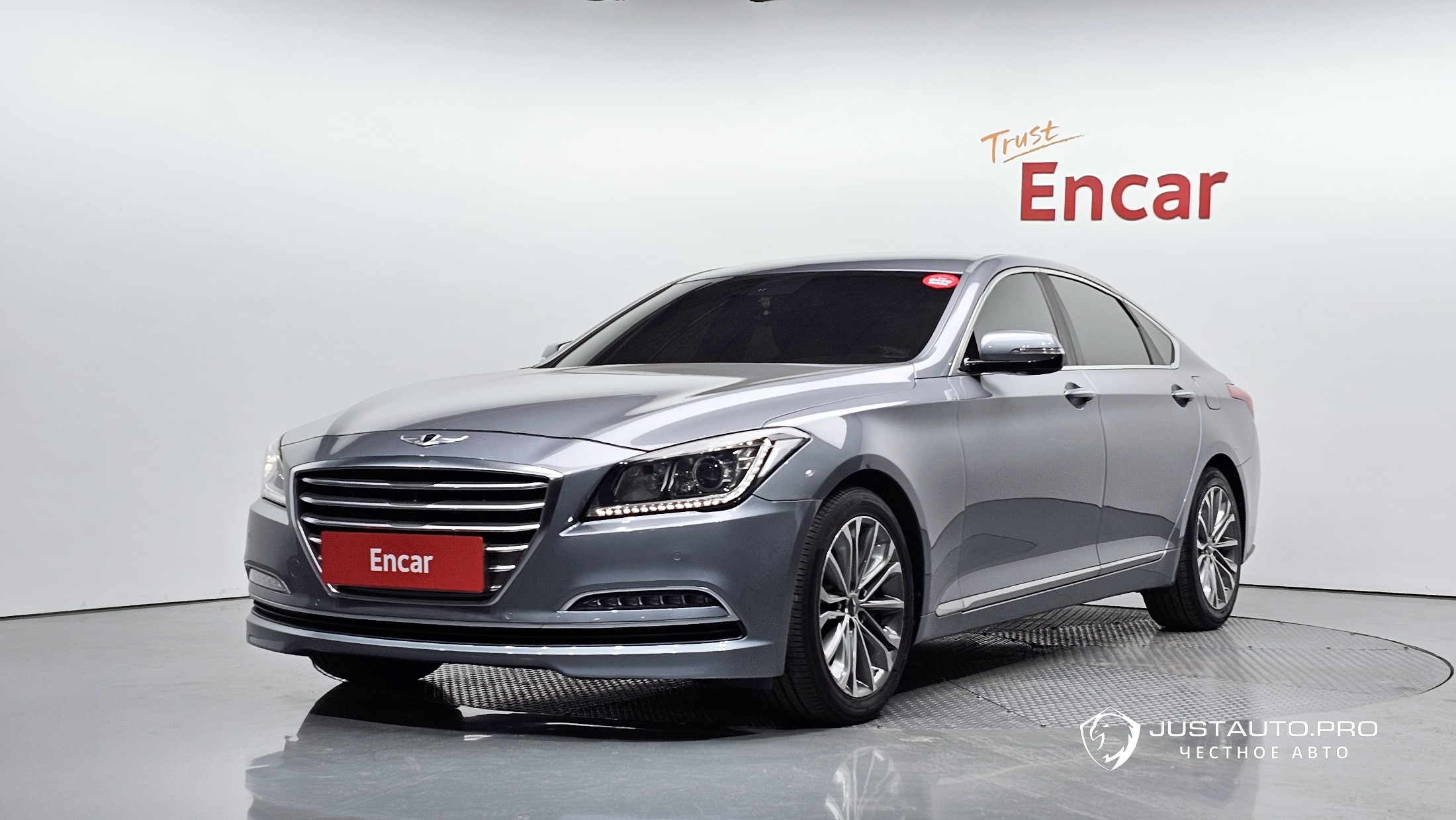 Автомобиль Hyundai Genesis