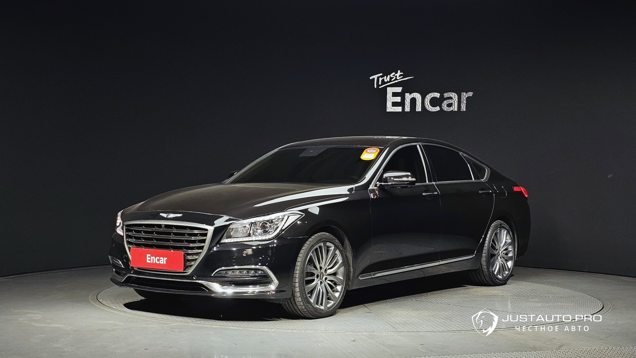 Автомобиль Genesis G80