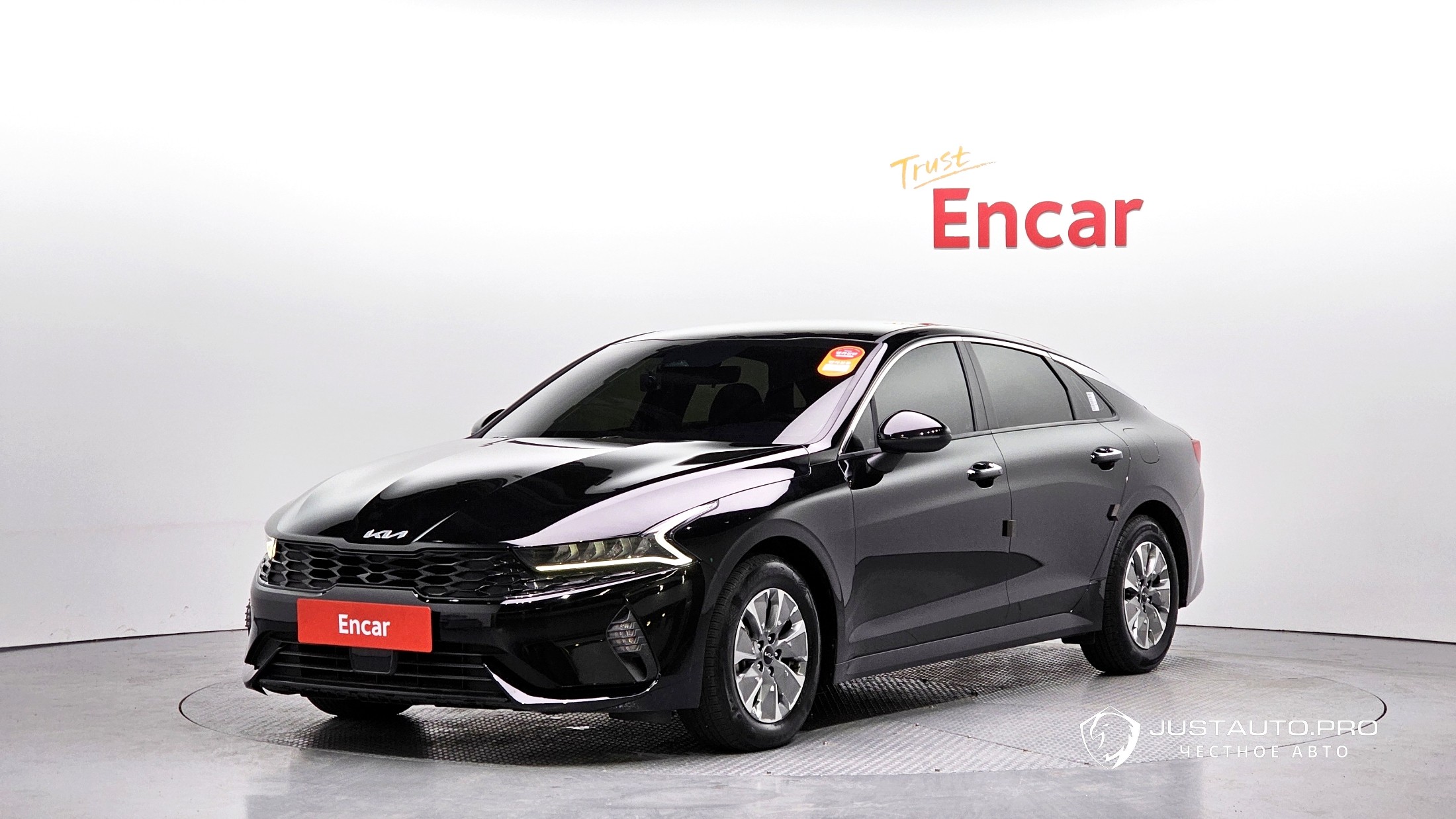 Автомобиль Kia K5