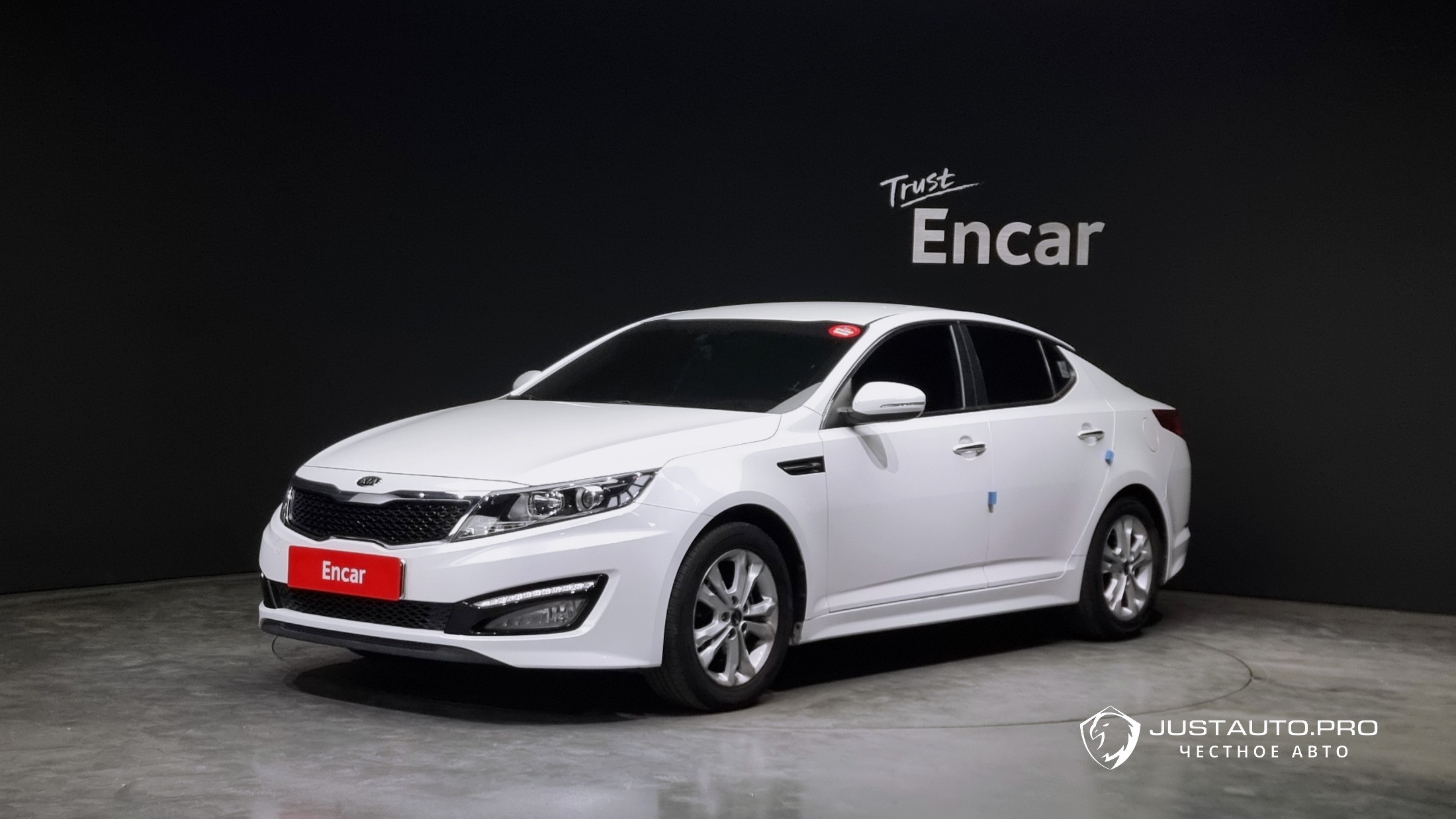 Автомобиль Kia K5