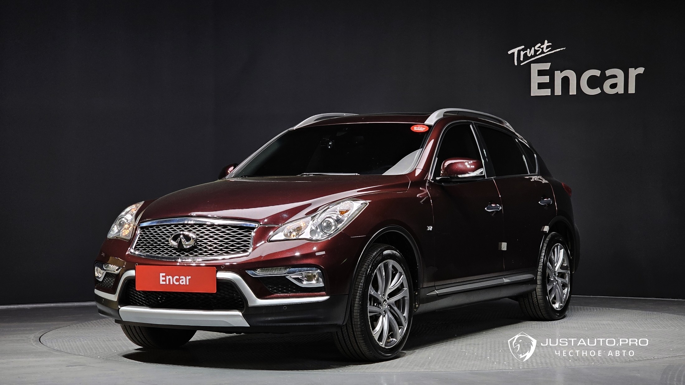 Автомобиль Infiniti QX50