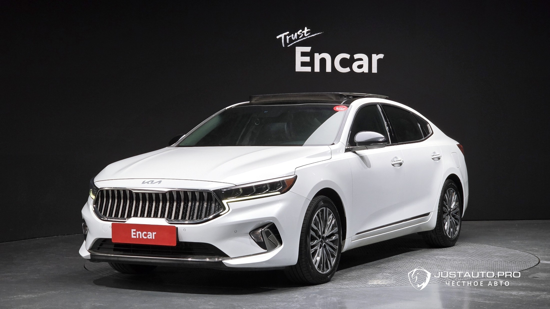 Автомобиль Kia K7