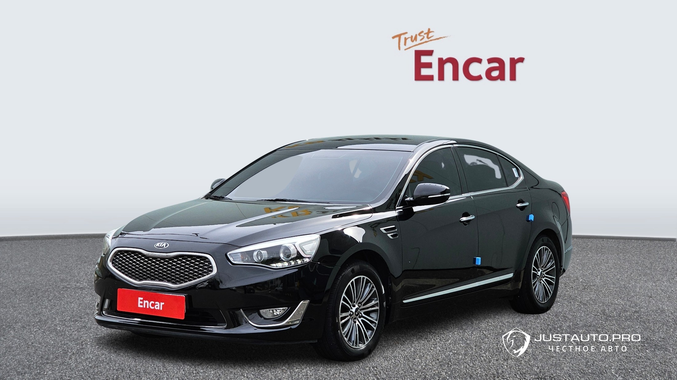 Автомобиль Kia K7
