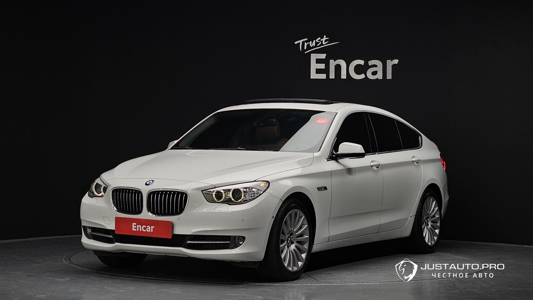 Автомобиль BMW Gran Turismo