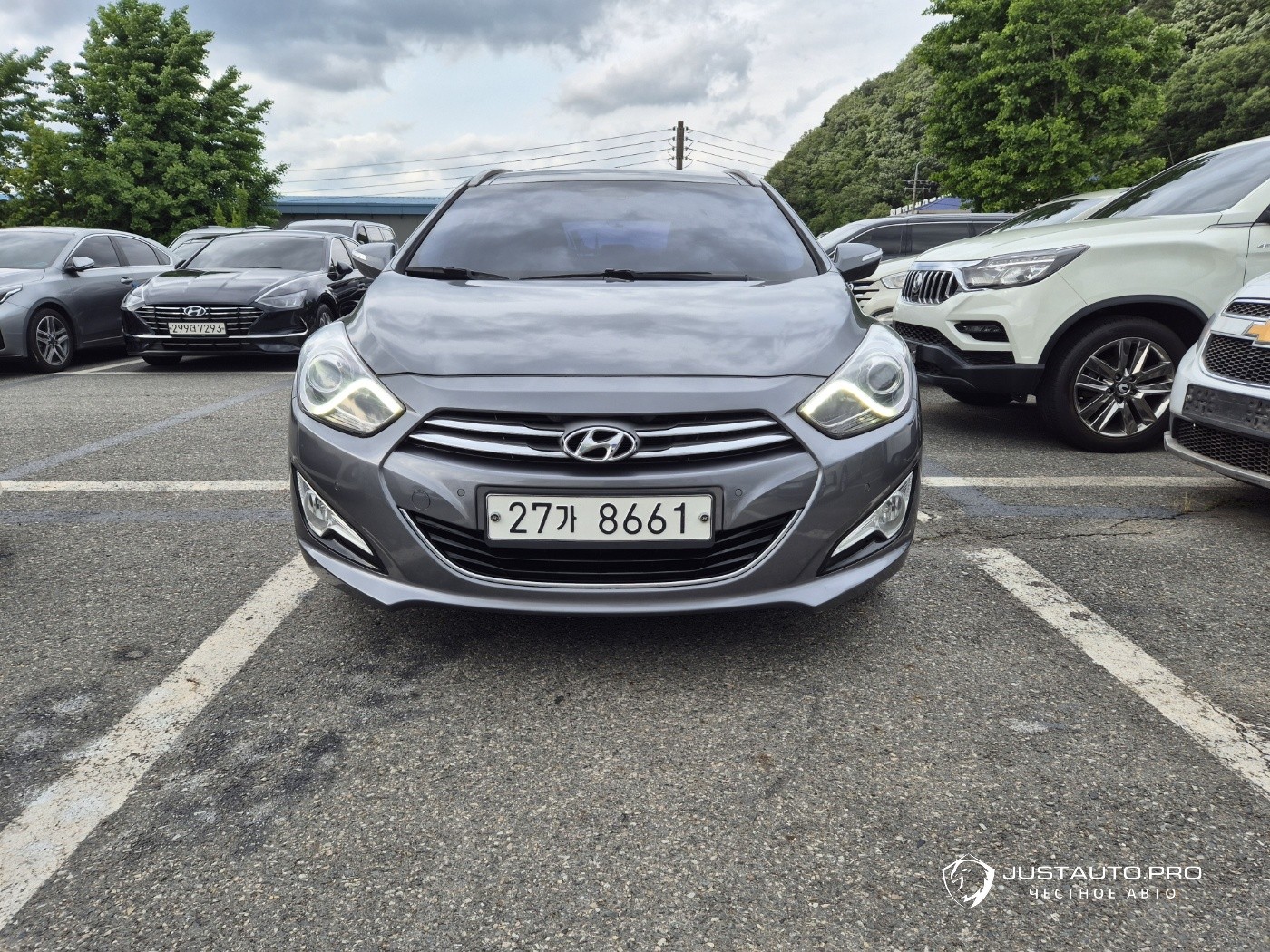 Автомобиль Hyundai i40