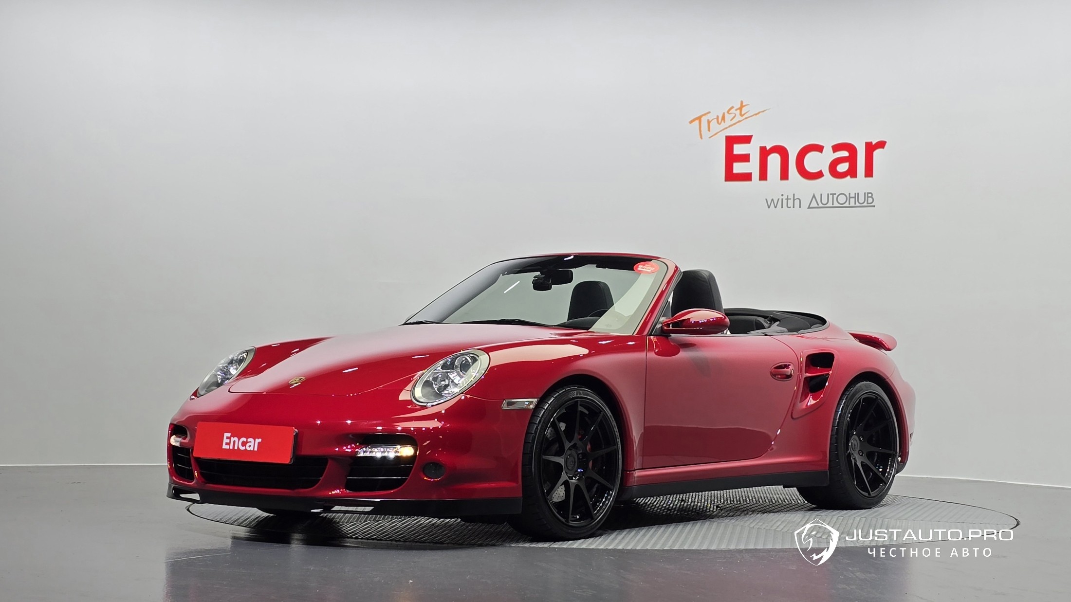 Автомобиль Porsche 911