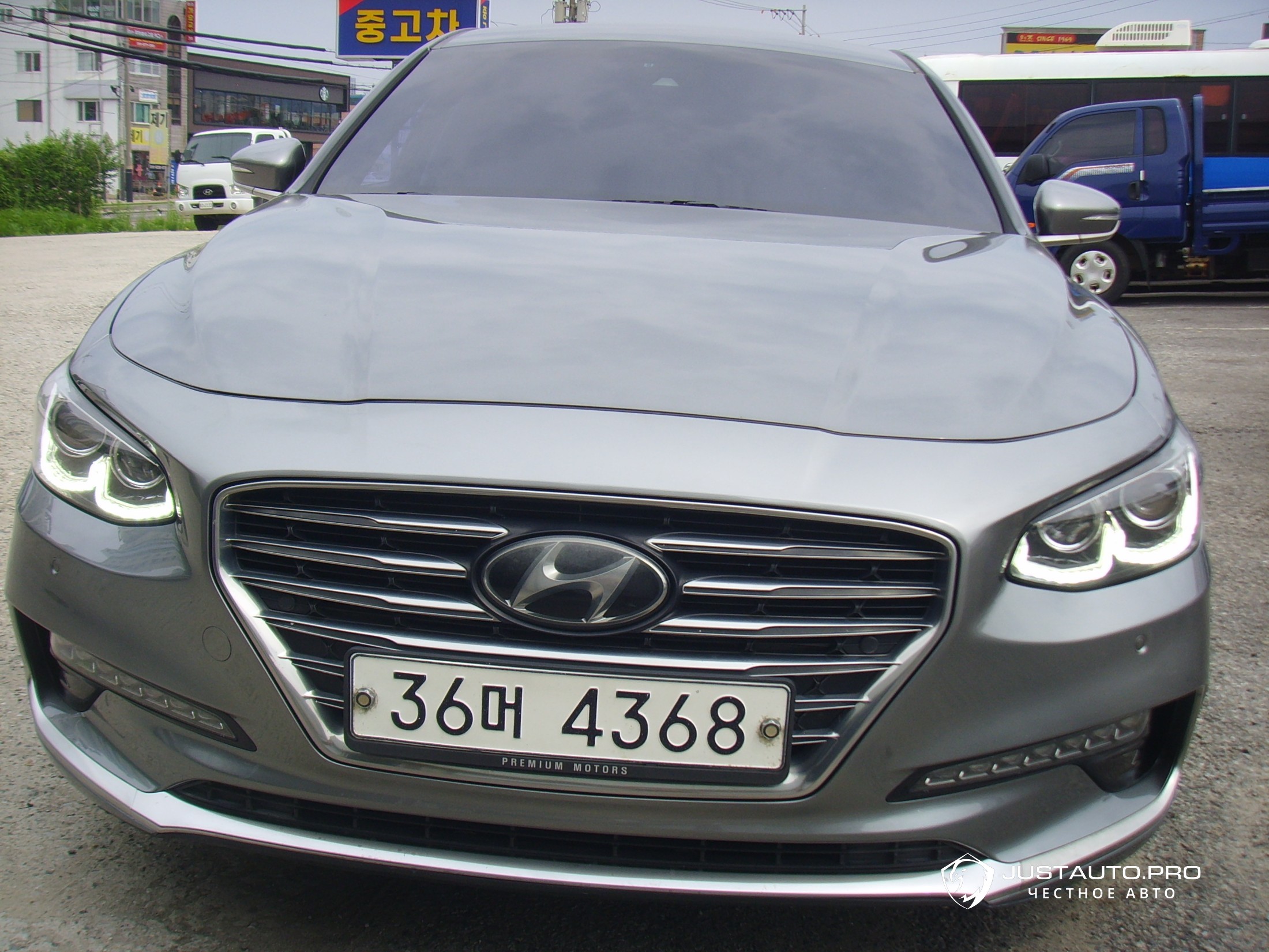 Автомобиль Hyundai Grandeur
