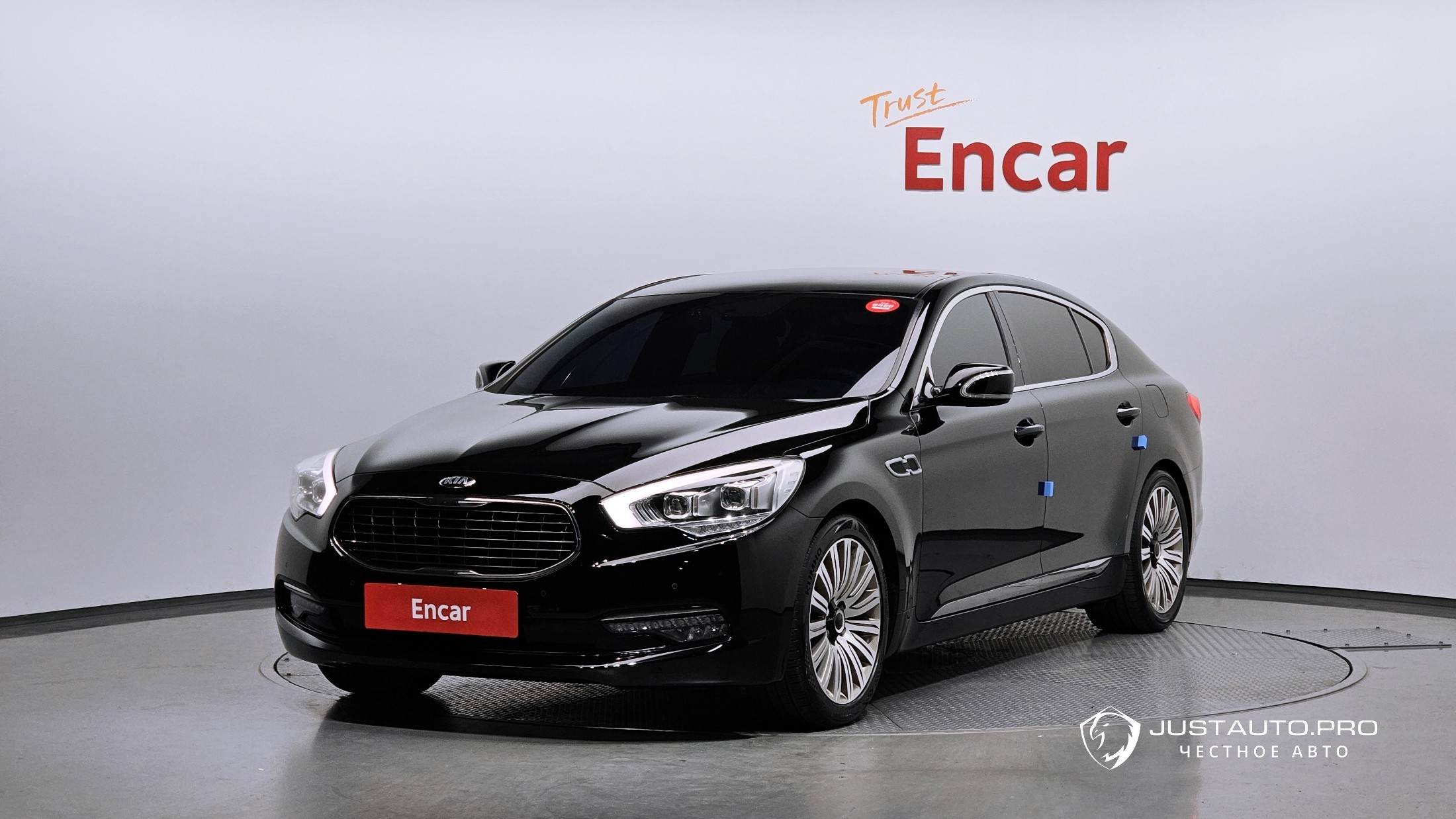 Автомобиль Kia K9