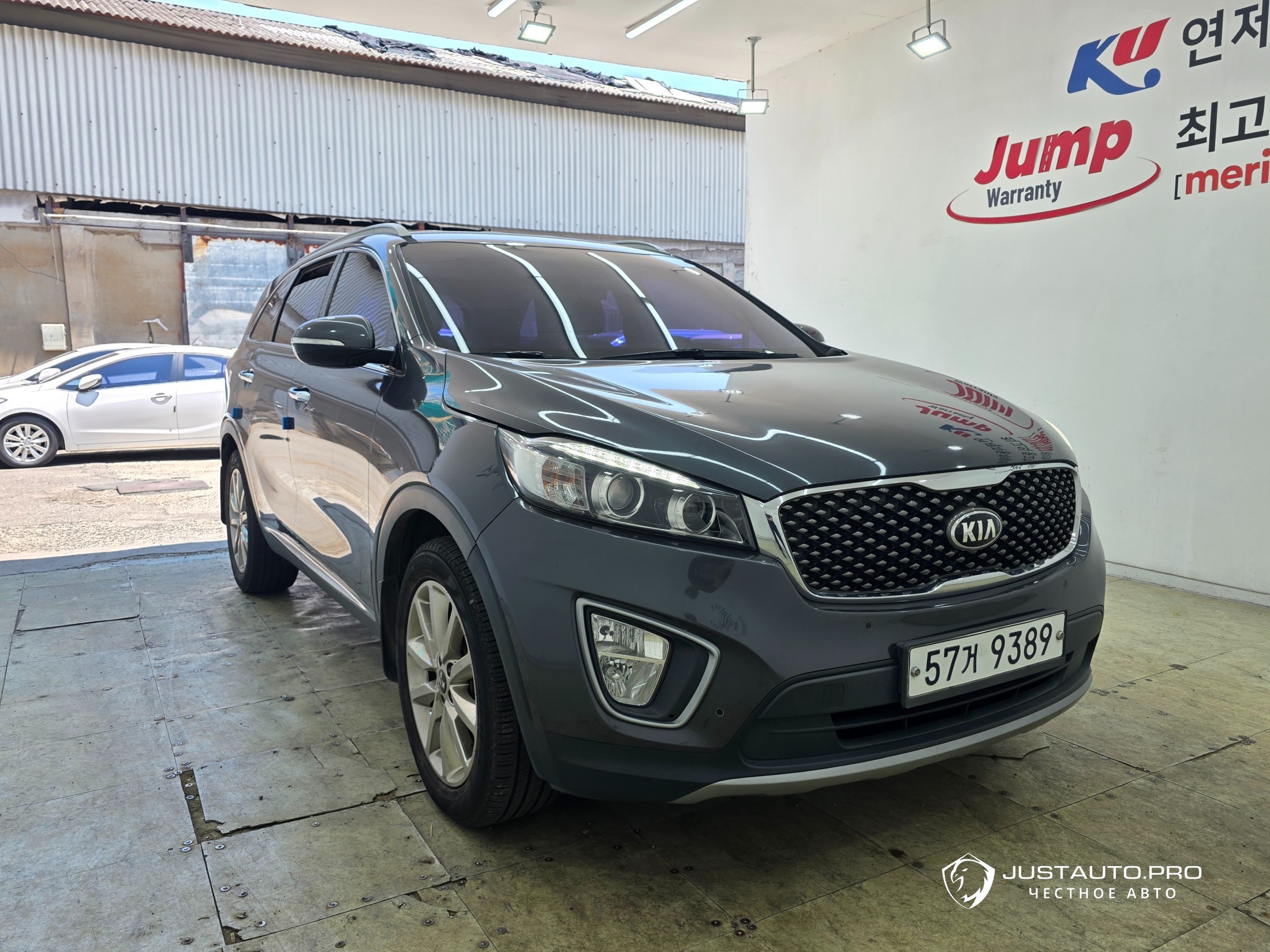 Автомобиль Kia Sorento