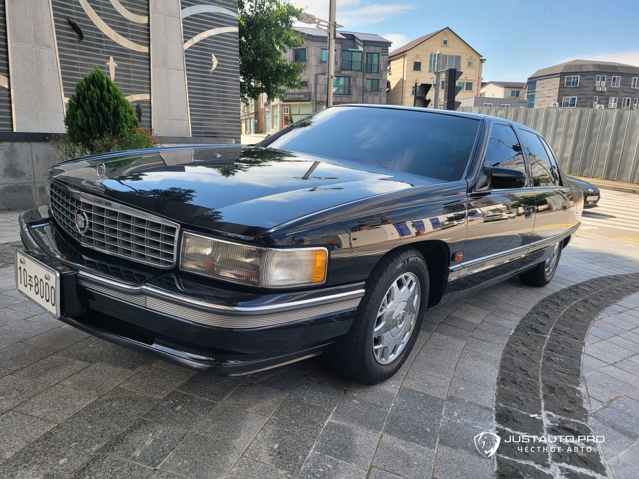 Автомобиль Cadillac Concour