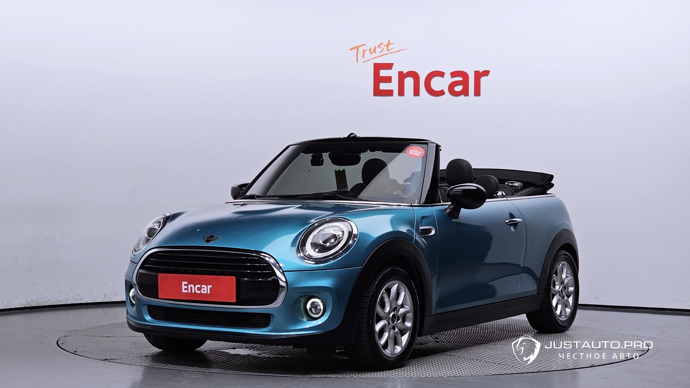 Автомобиль Mini Cooper Convertible