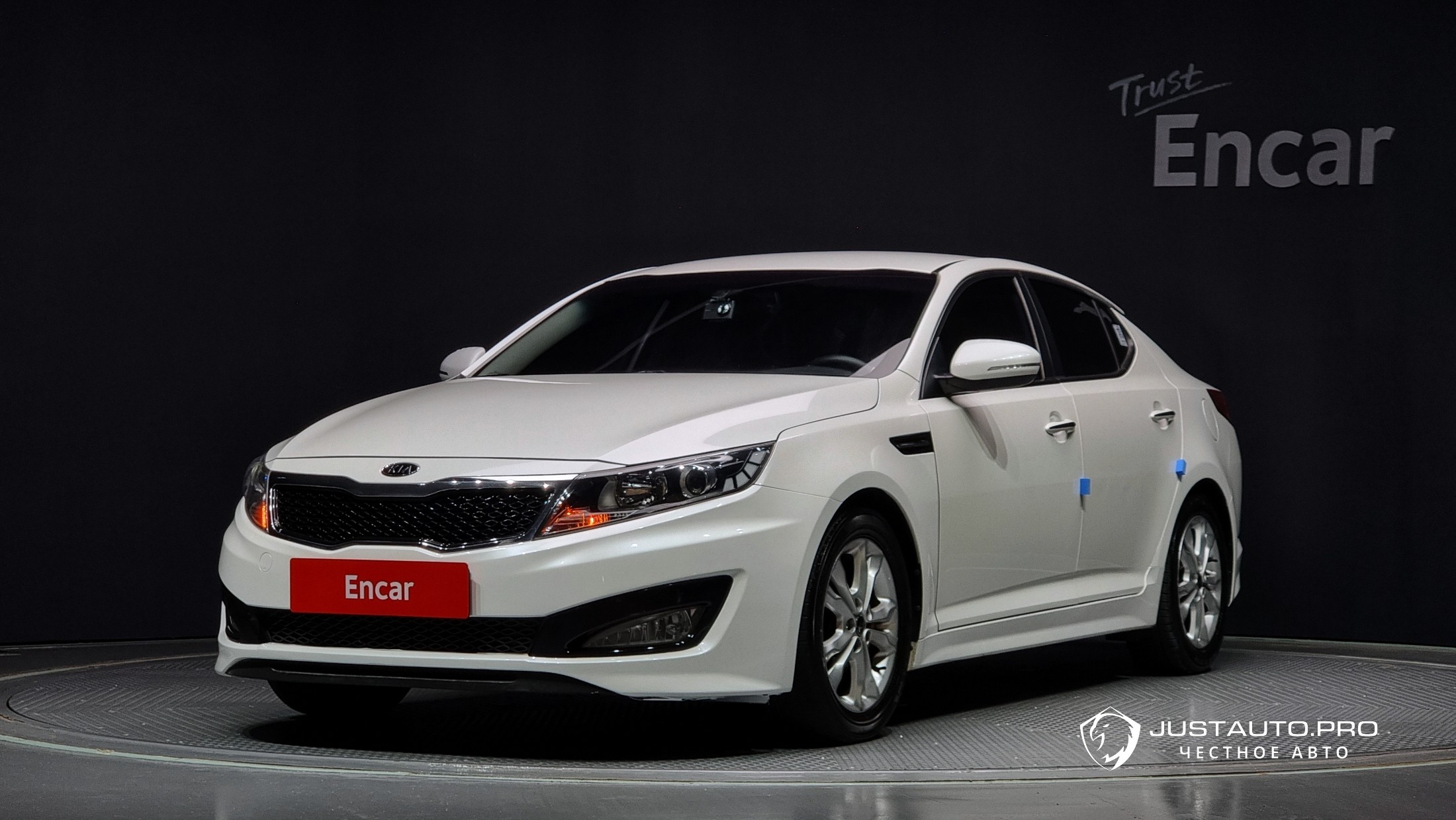 Автомобиль Kia K5