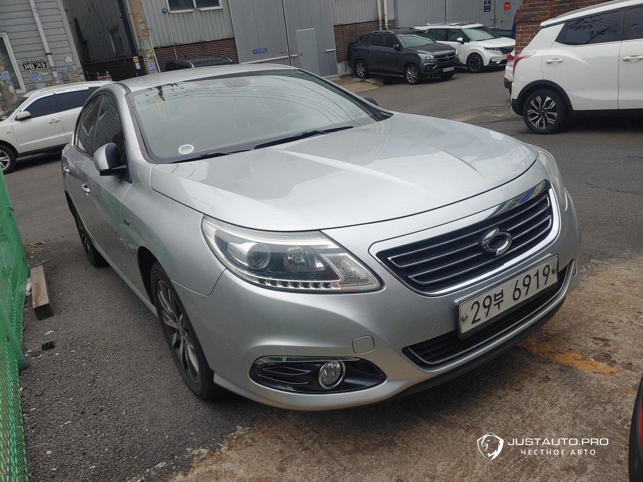 Автомобиль Renault-KoreaSamsung SM5 