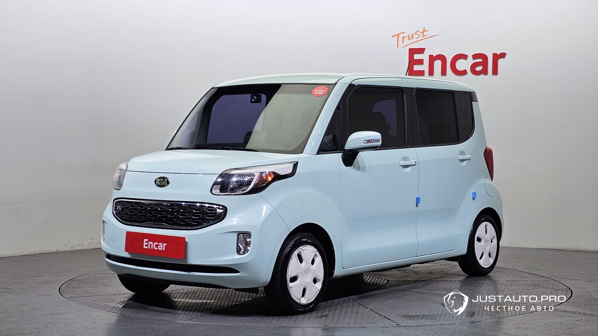 Автомобиль Kia RAY