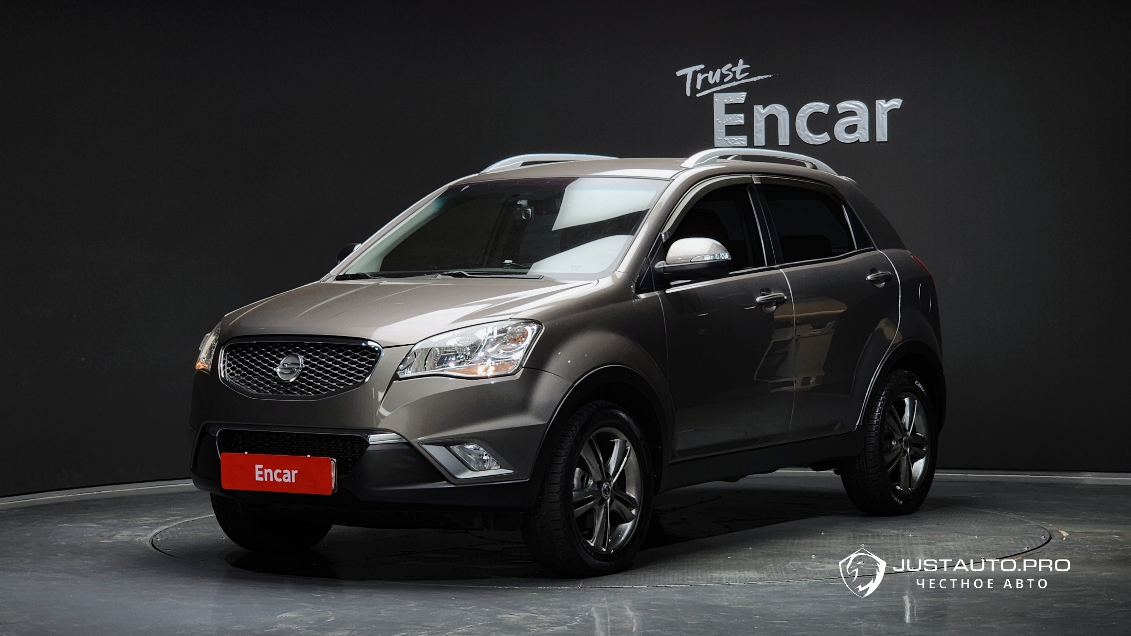 Автомобиль KG_Mobility_Ssangyong KORANDO