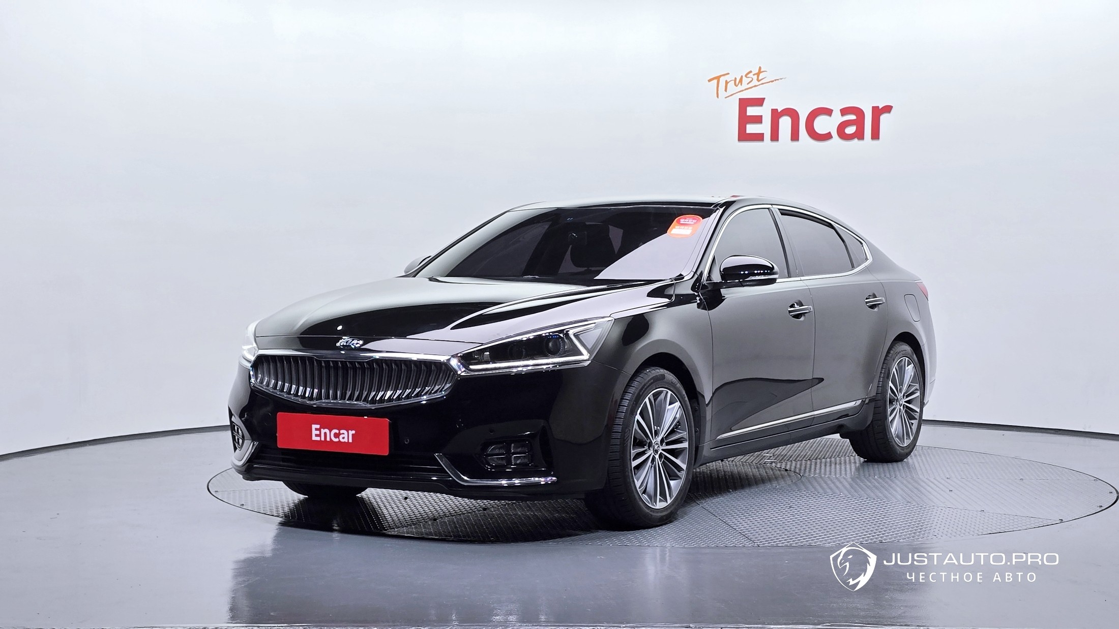 Автомобиль Kia K7