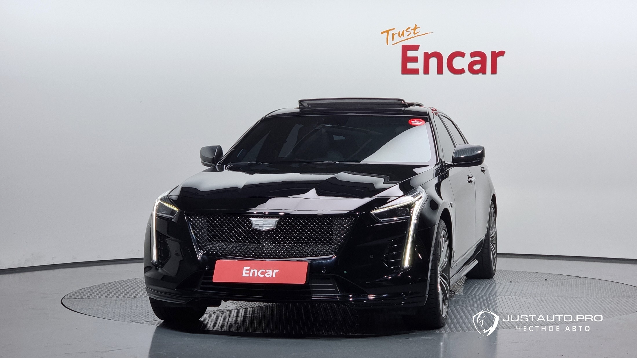 Автомобиль Cadillac CT6