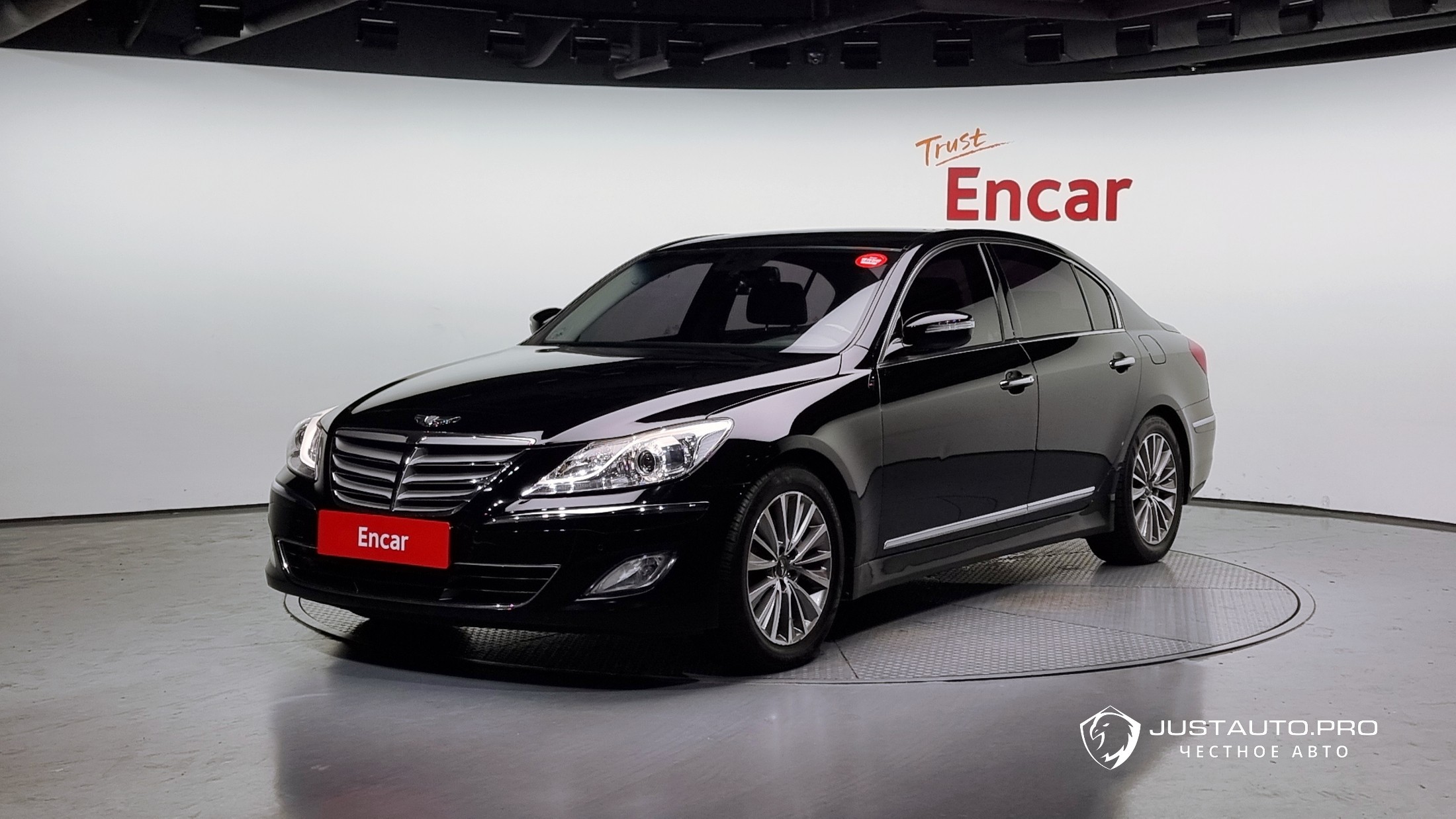 Автомобиль Hyundai Genesis