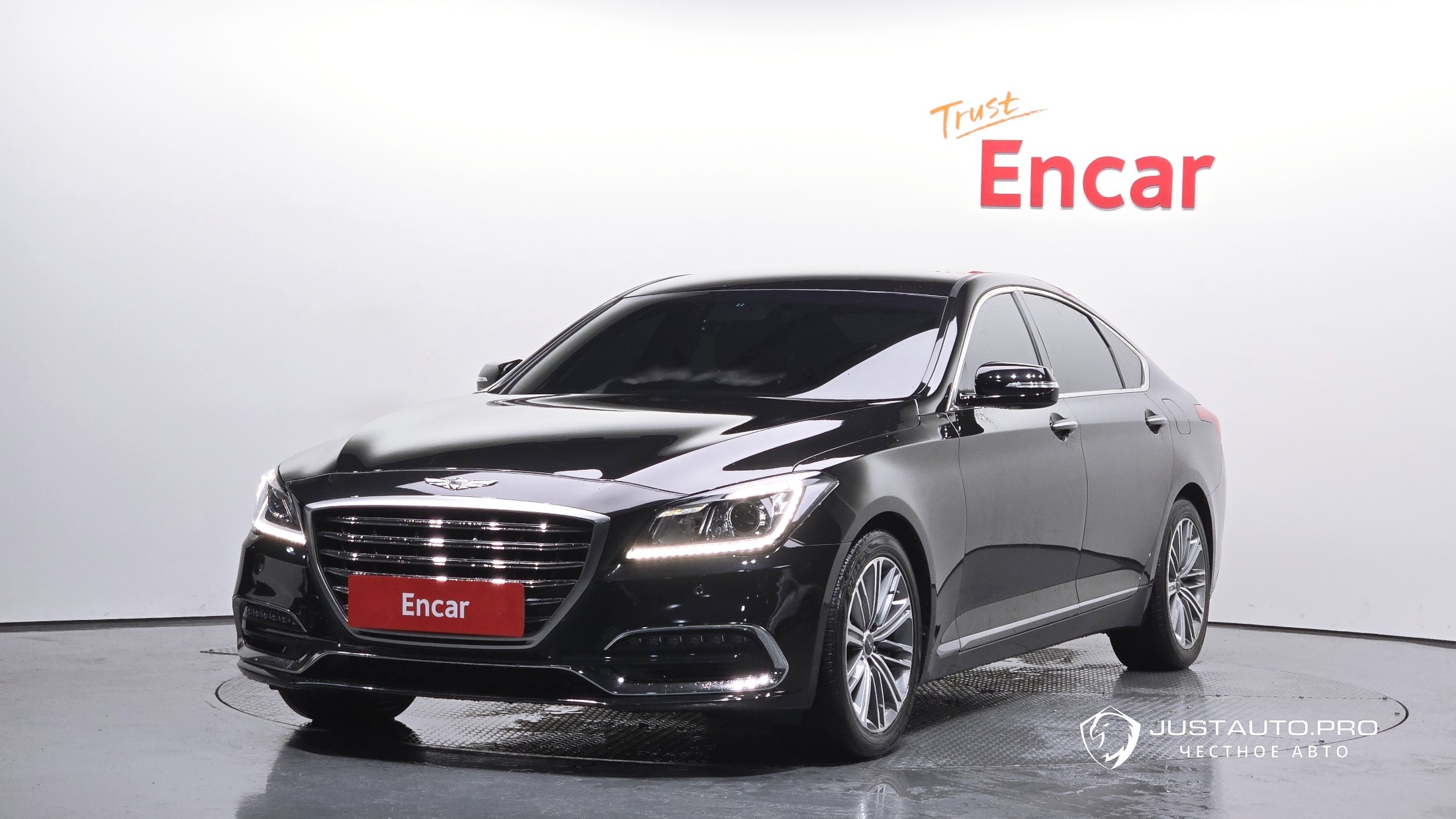 Автомобиль Genesis G80