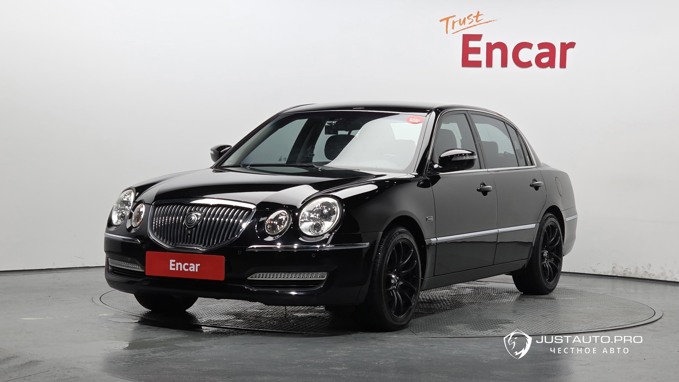 Автомобиль Kia OPIRUS