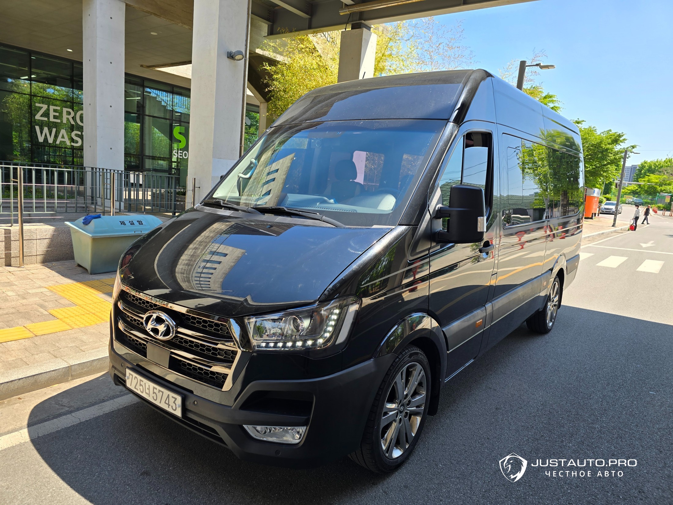 Автомобиль Hyundai Solati