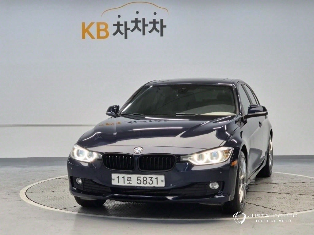 Автомобиль BMW 3-Series
