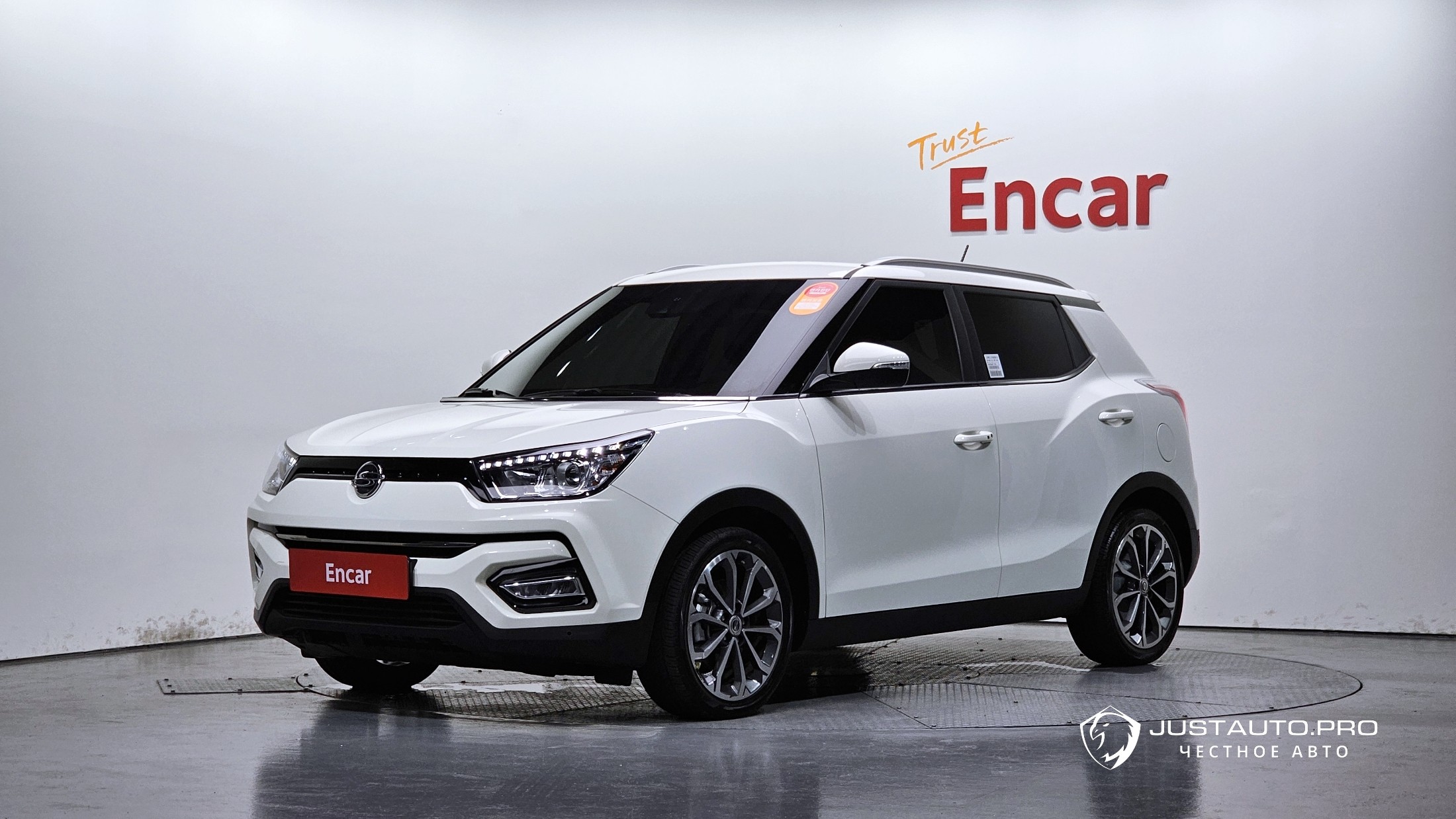 Автомобиль KG_Mobility_Ssangyong TIBOLI