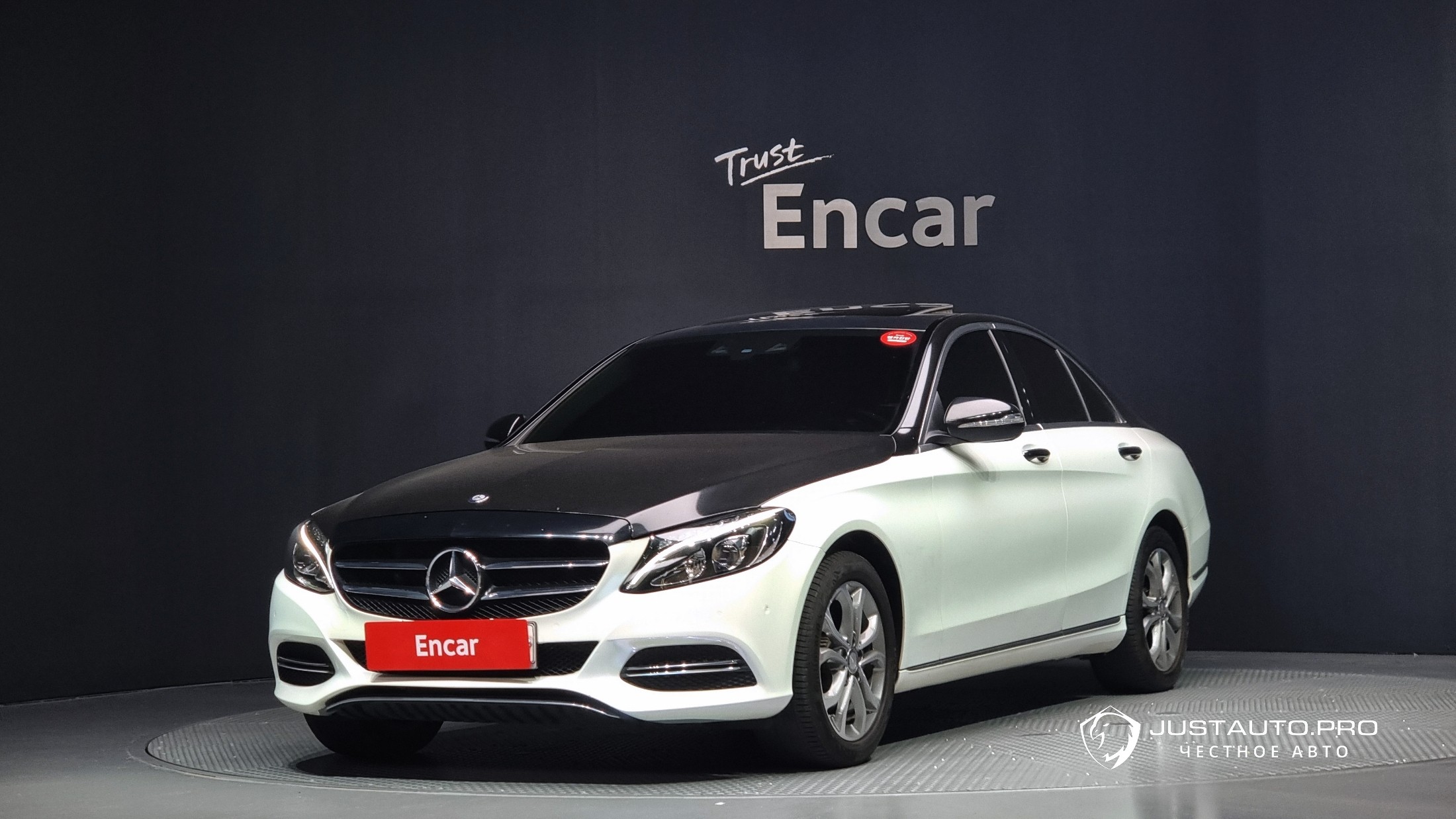 Автомобиль Mercedes-Benz C-Class