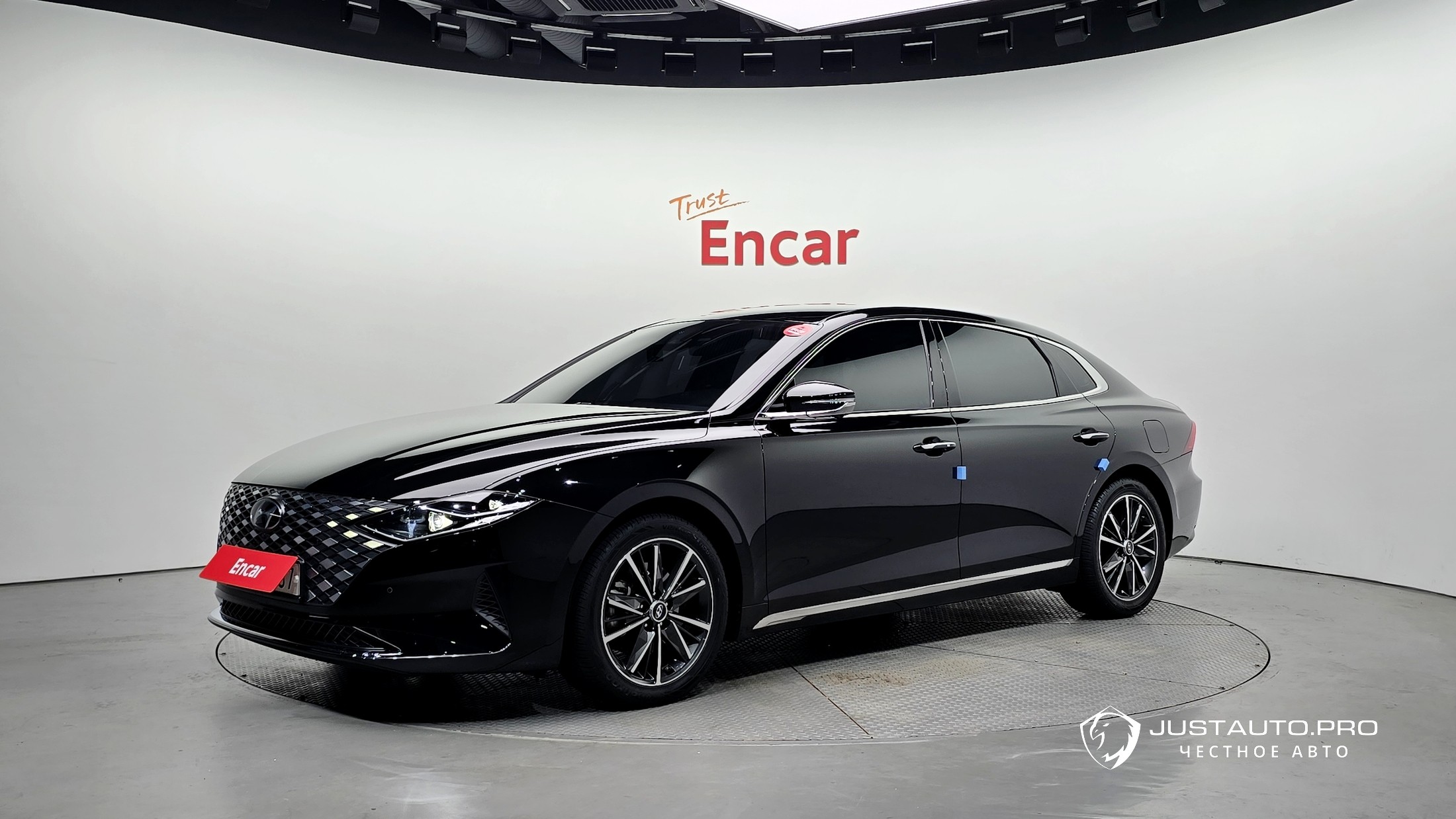Автомобиль Hyundai Grandeur