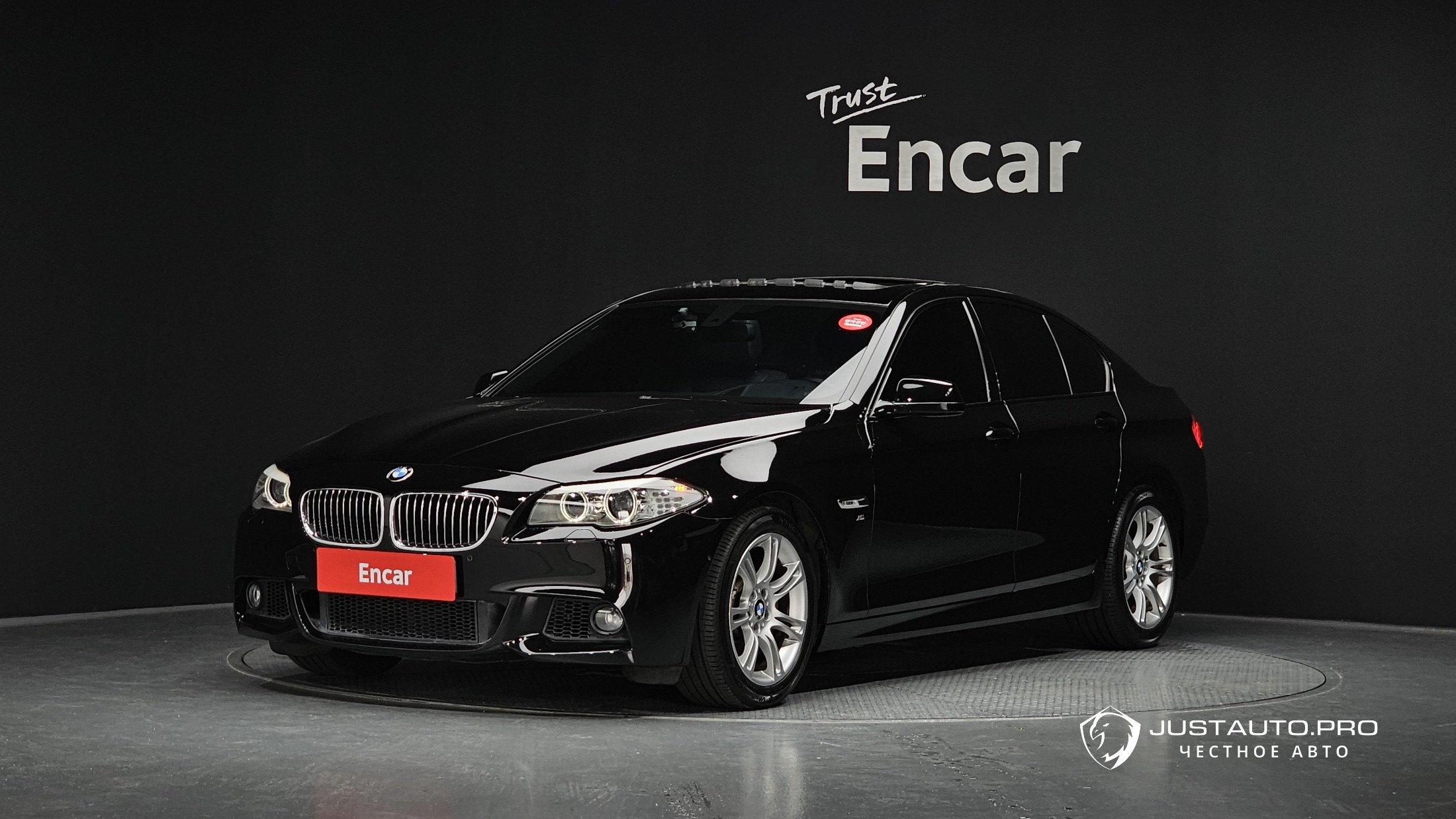 Автомобиль BMW 5-Series