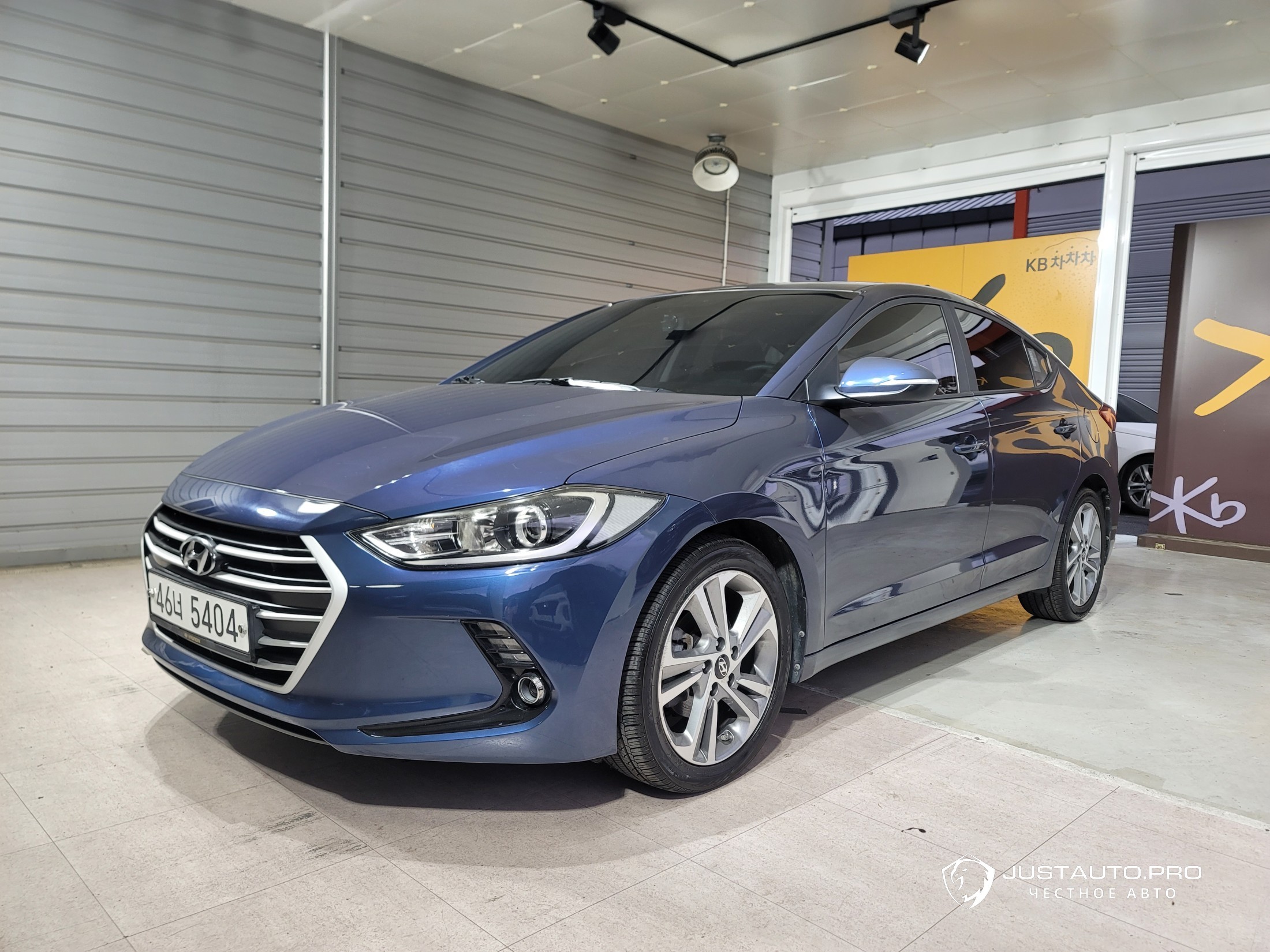 Автомобиль Hyundai AVANTE