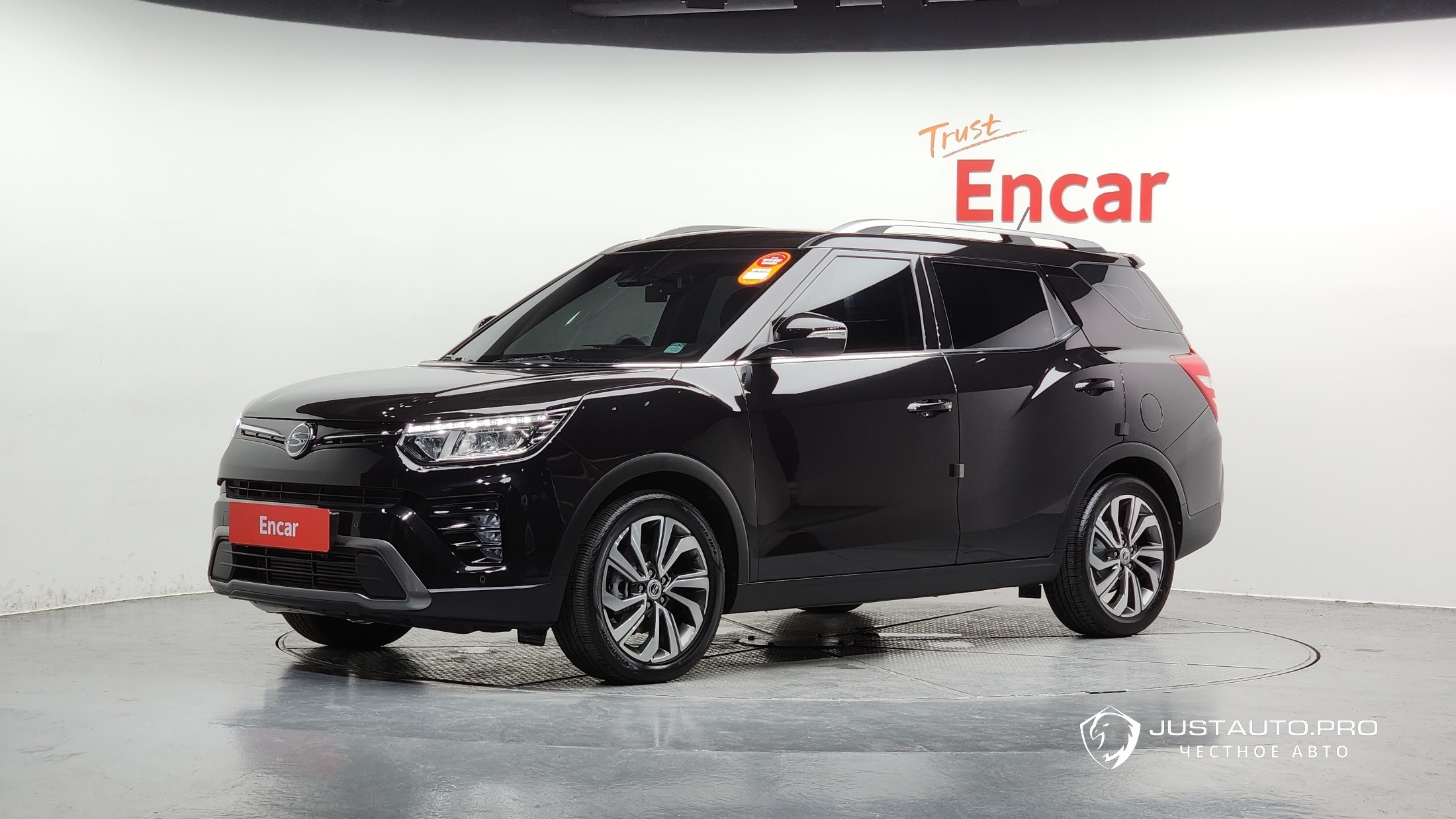 Автомобиль KG_Mobility_Ssangyong TIBOLI