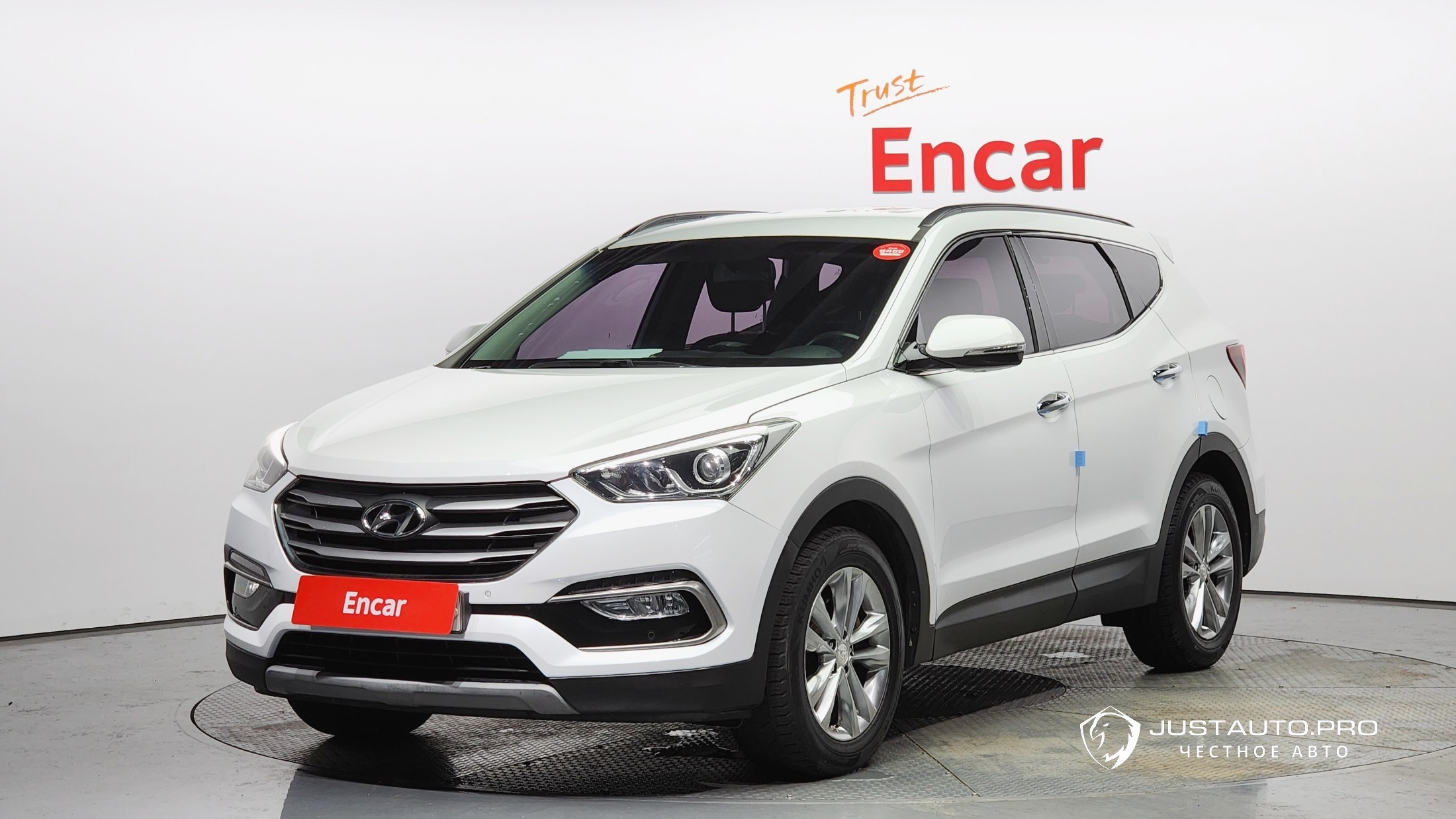 Автомобиль Hyundai Santafe