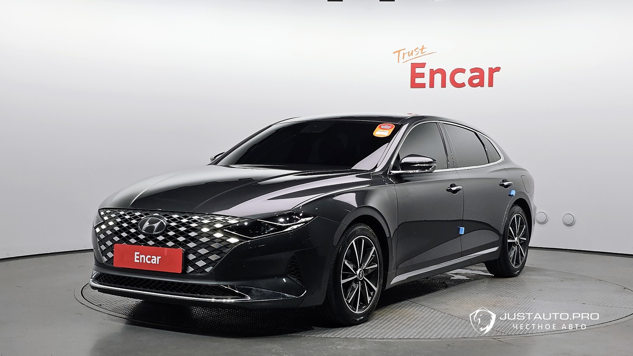 Автомобиль Hyundai Grandeur