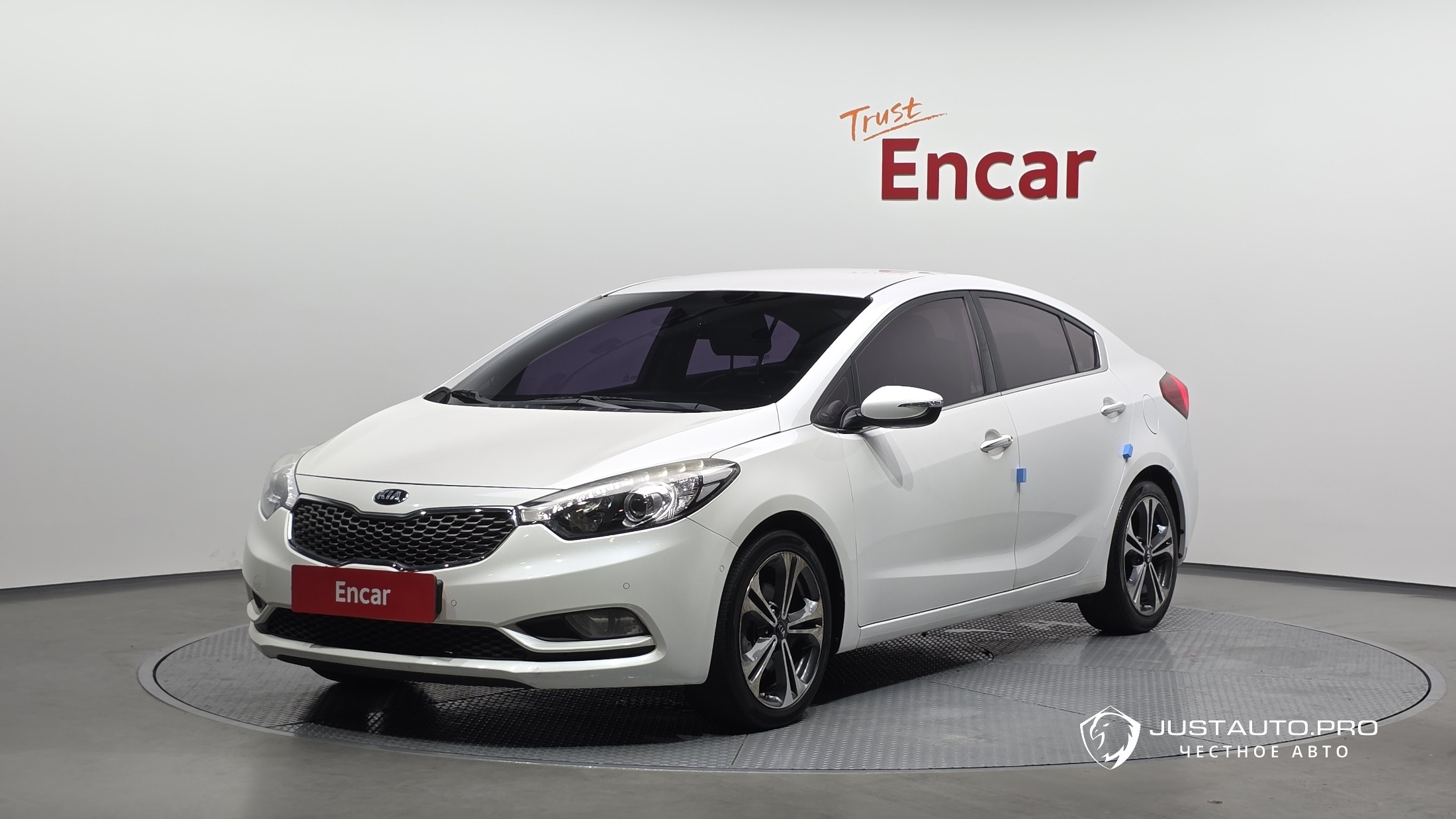 Автомобиль Kia K3
