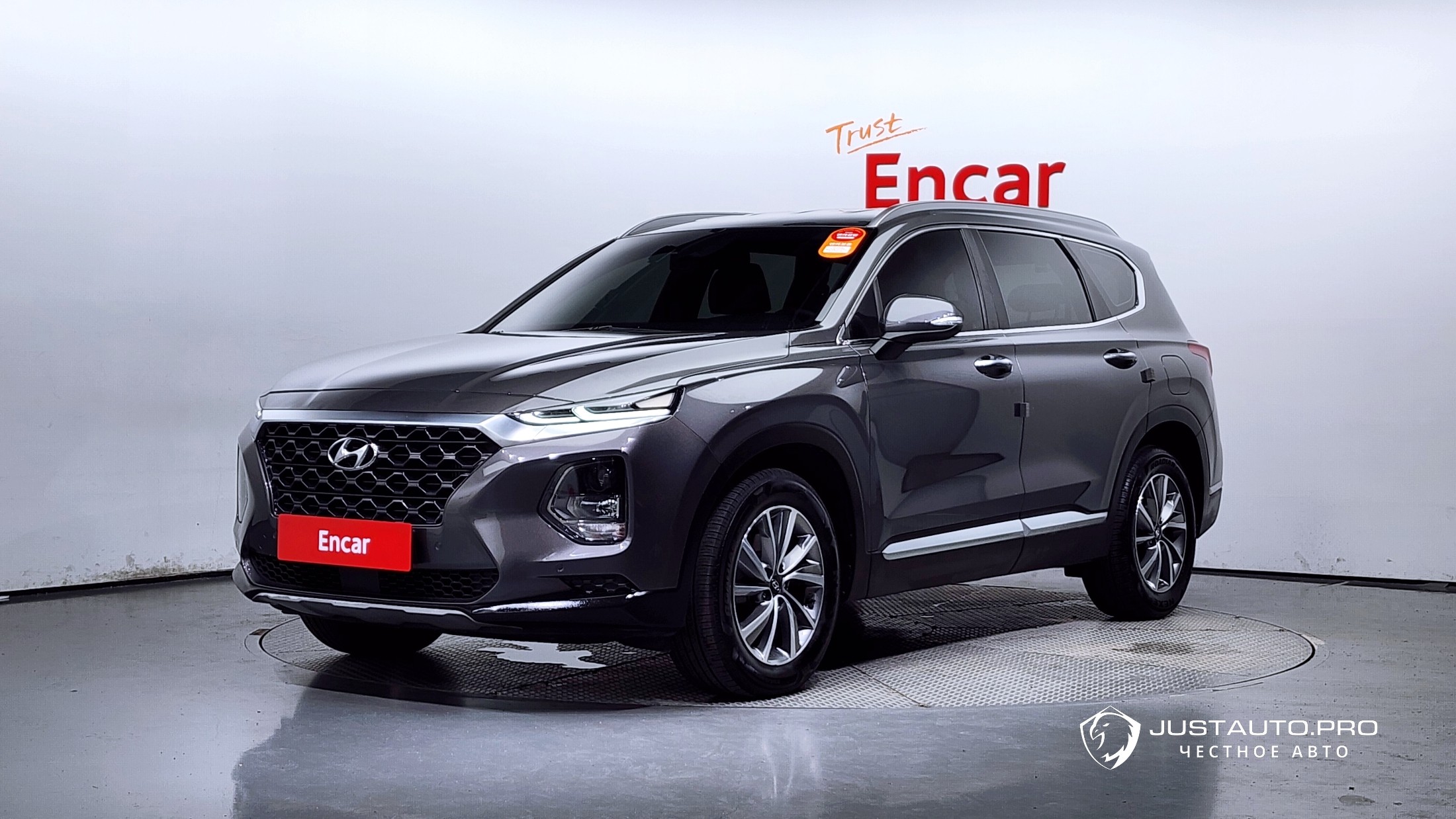Автомобиль Hyundai Santafe
