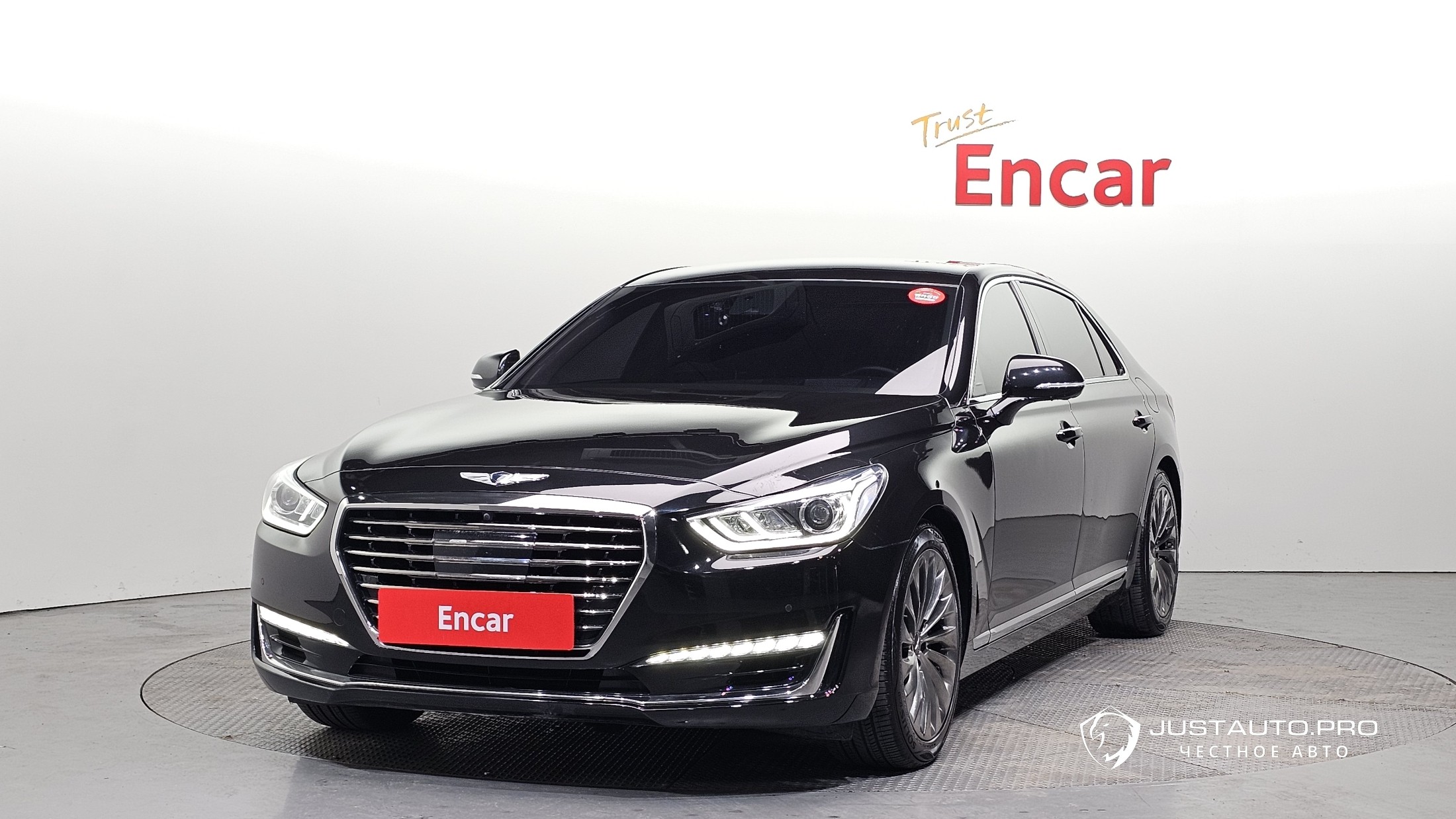 Автомобиль Genesis EQ900