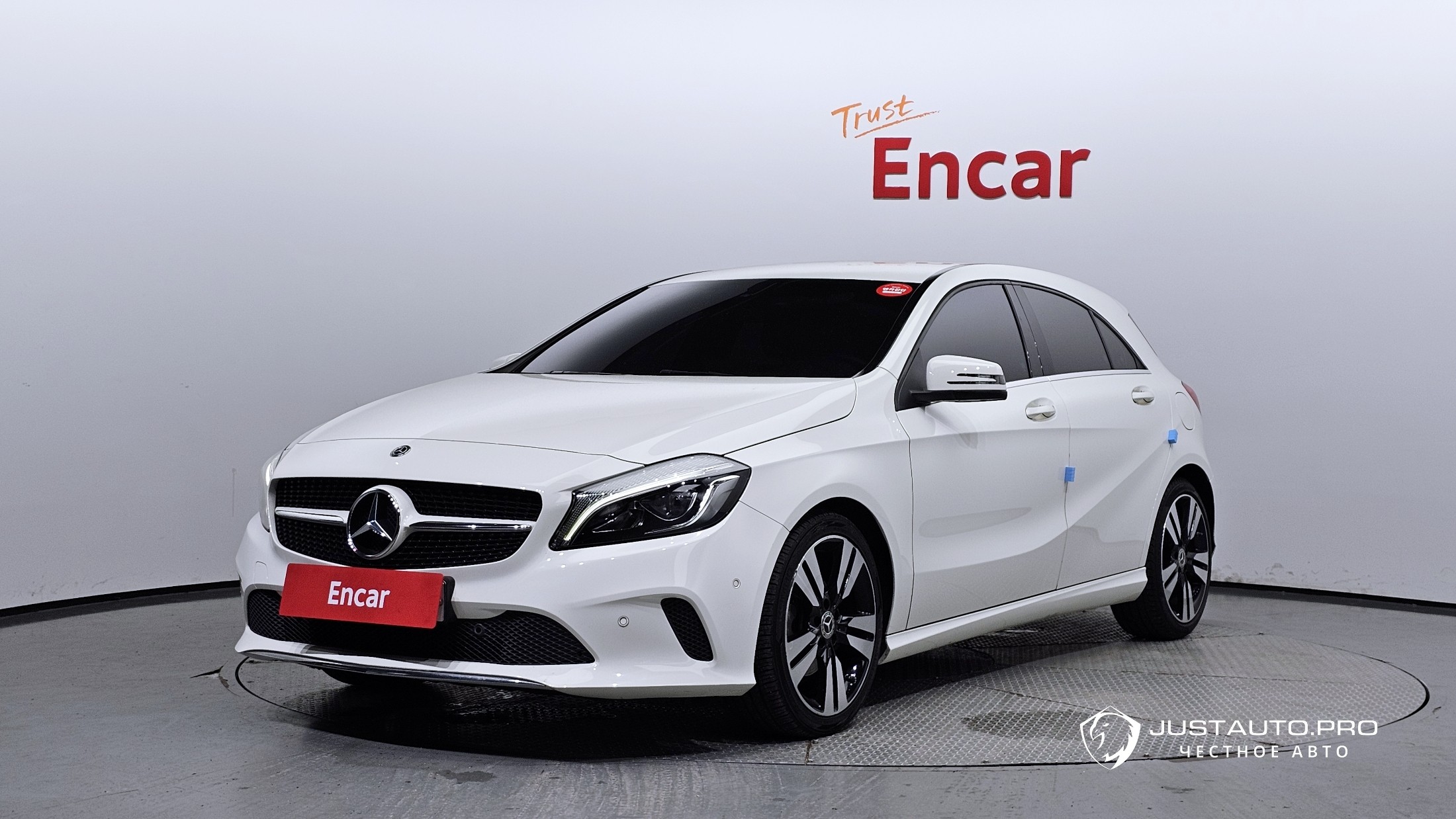 Автомобиль Mercedes-Benz A-Class