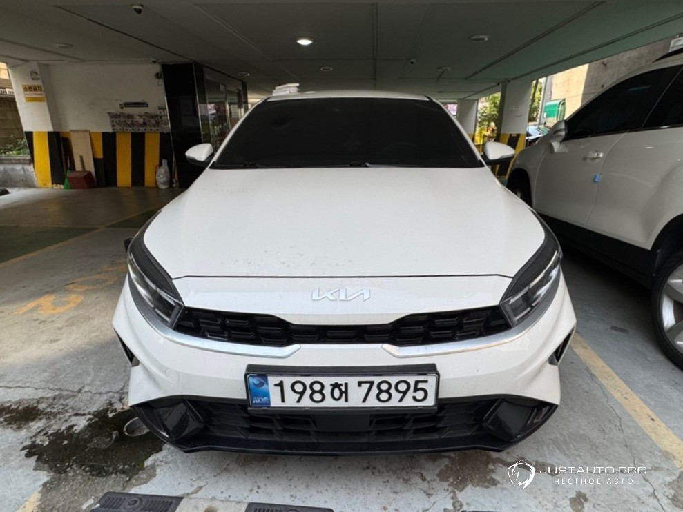 Автомобиль Kia K3