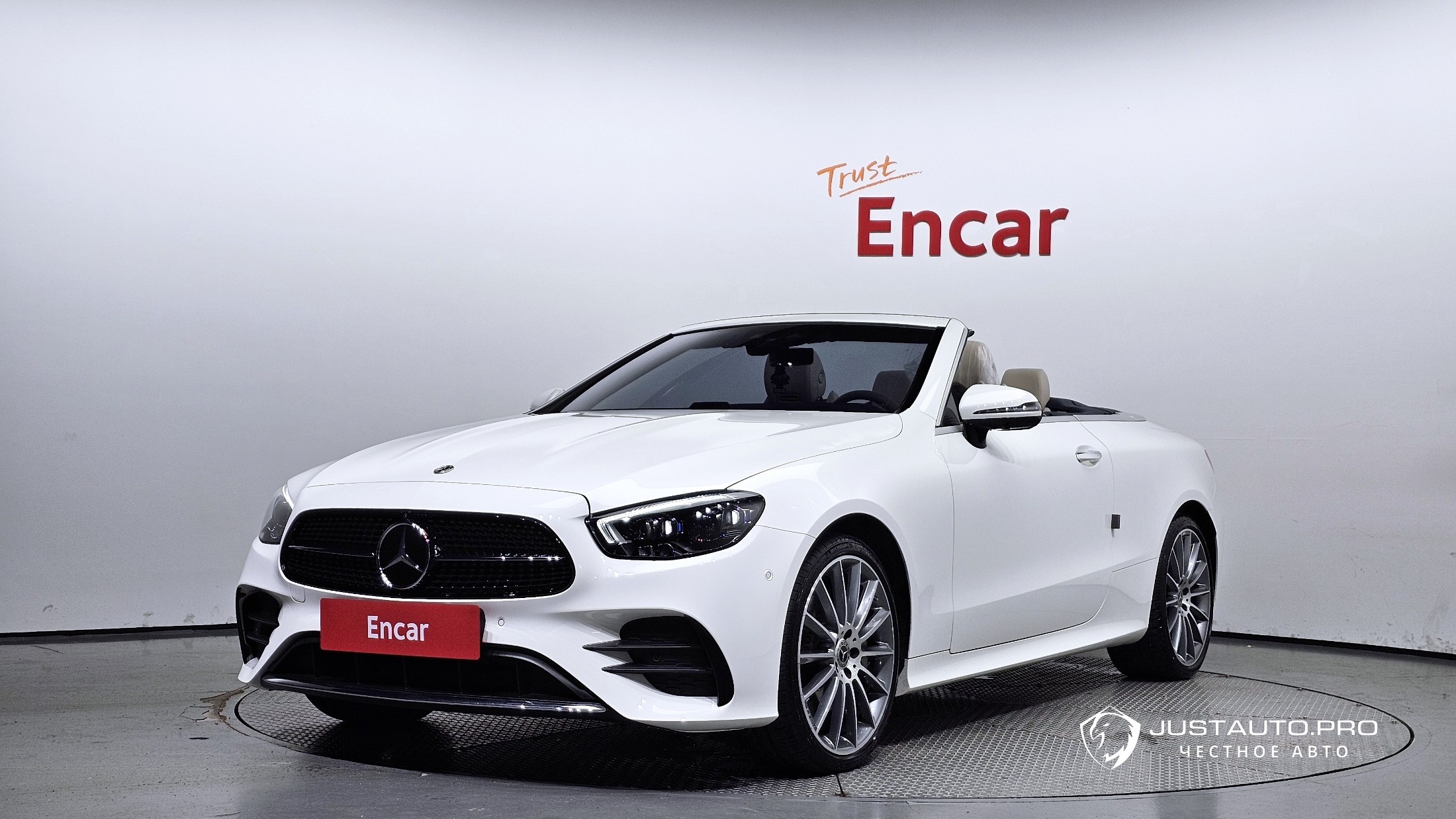 Автомобиль Mercedes-Benz E-Class