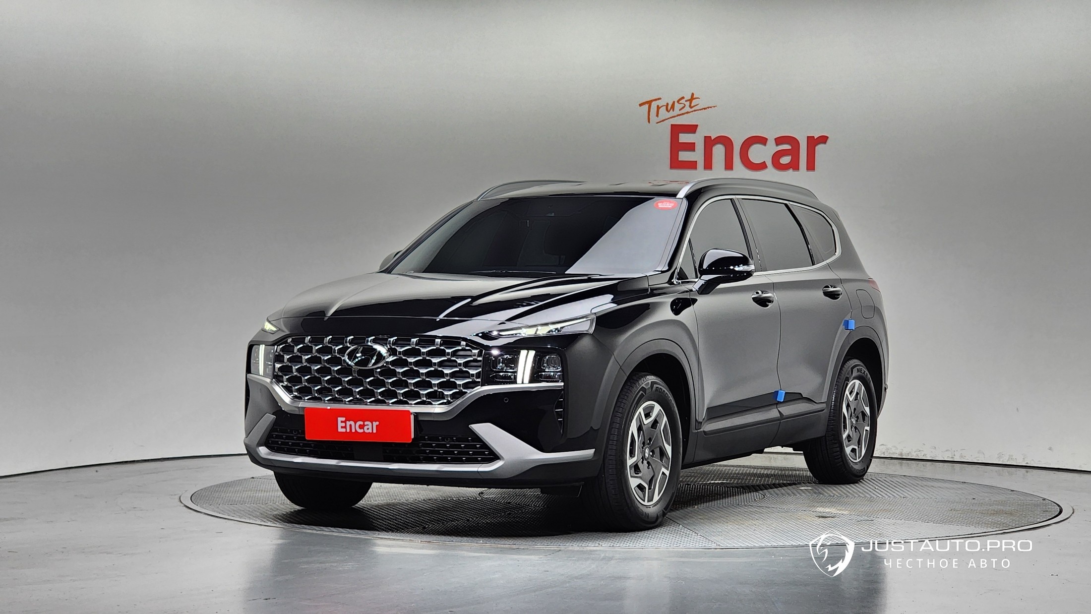 Автомобиль Hyundai Santafe