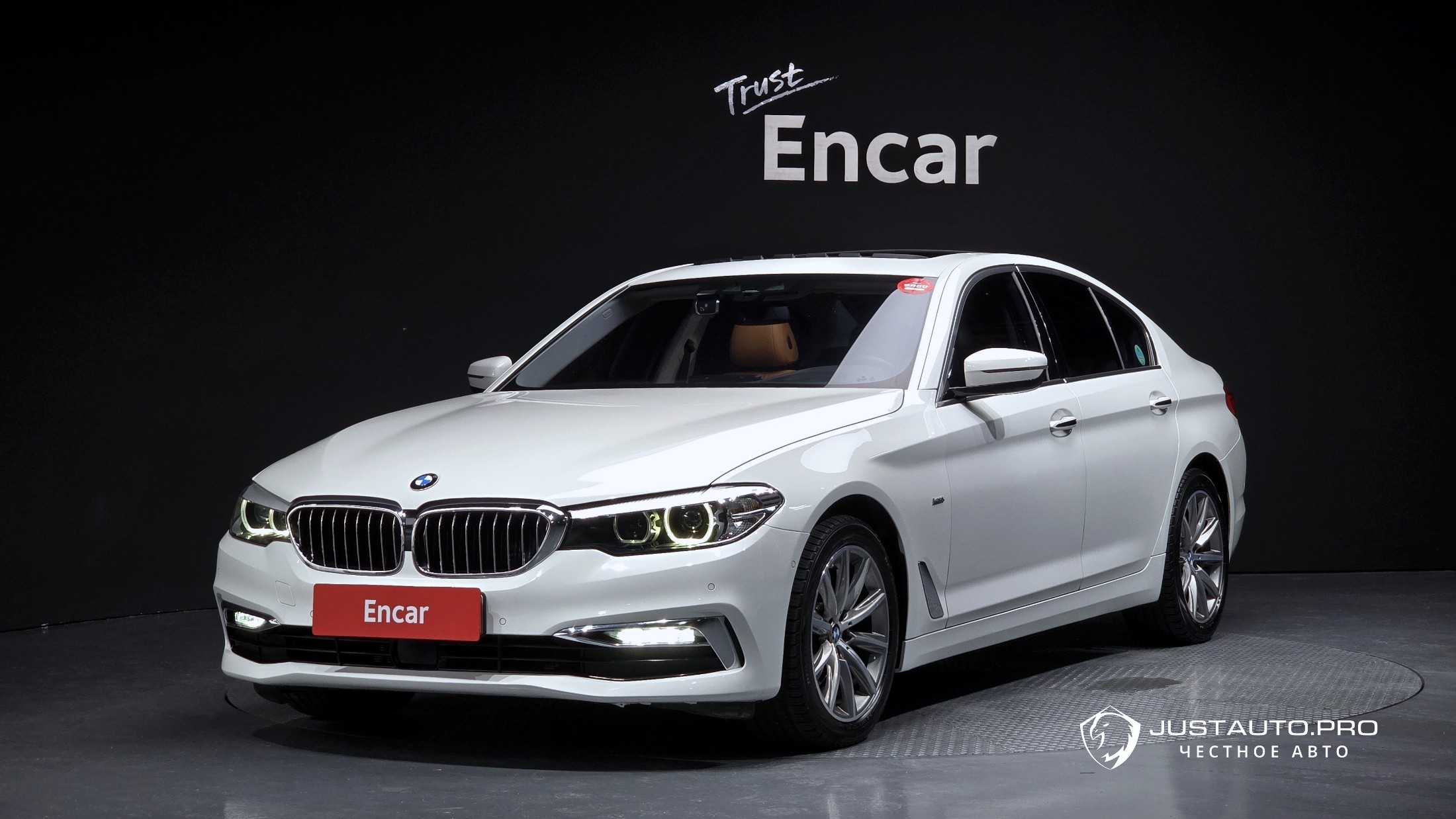 Автомобиль BMW 5-Series