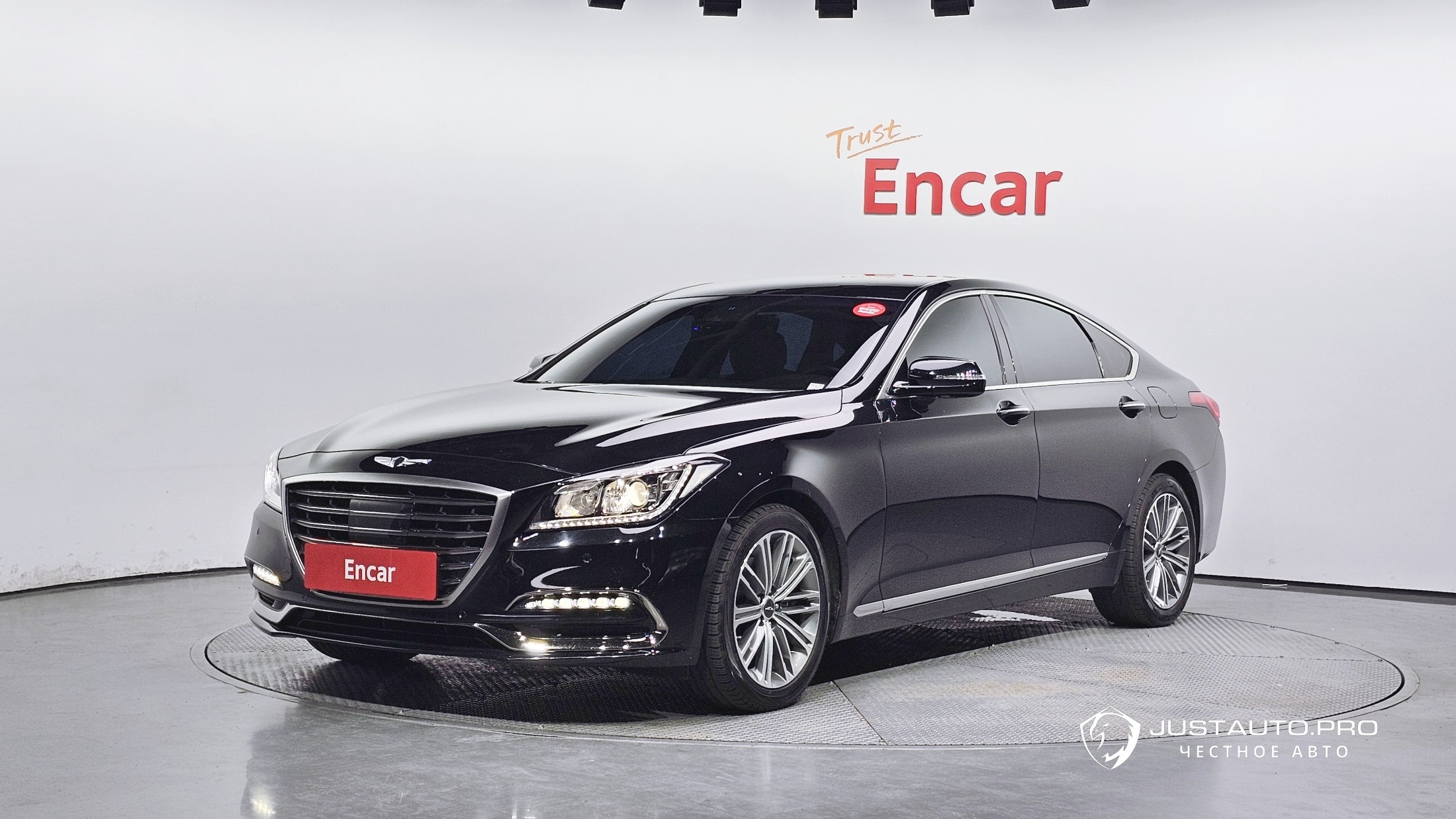 Автомобиль Genesis G80